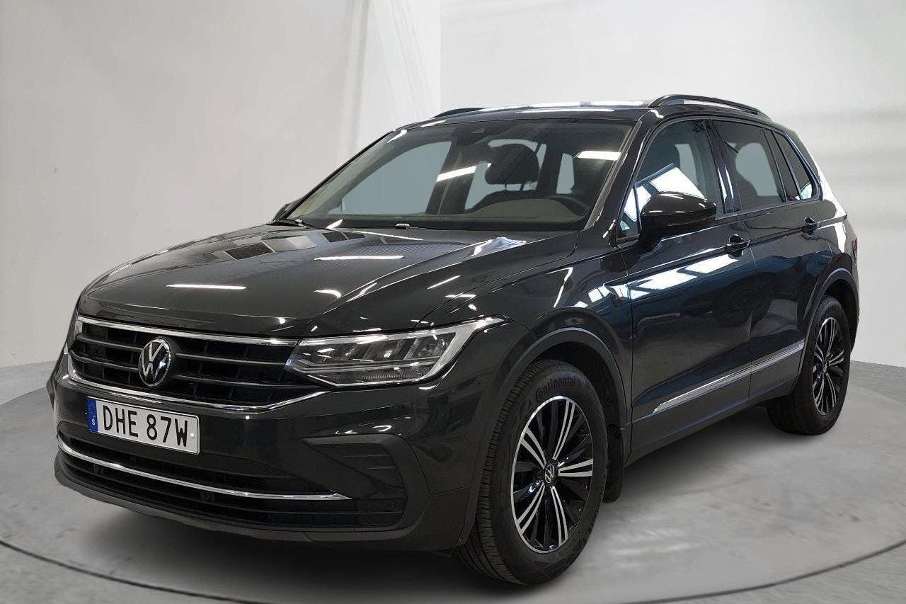 VW Tiguan 1.5 TSI (150hk) - 8 344 mil - Automat - grå - 2023
