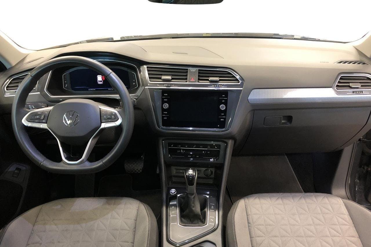 VW Tiguan 1.5 TSI (150hk) - 83 440 km - Automaatne - hall - 2023