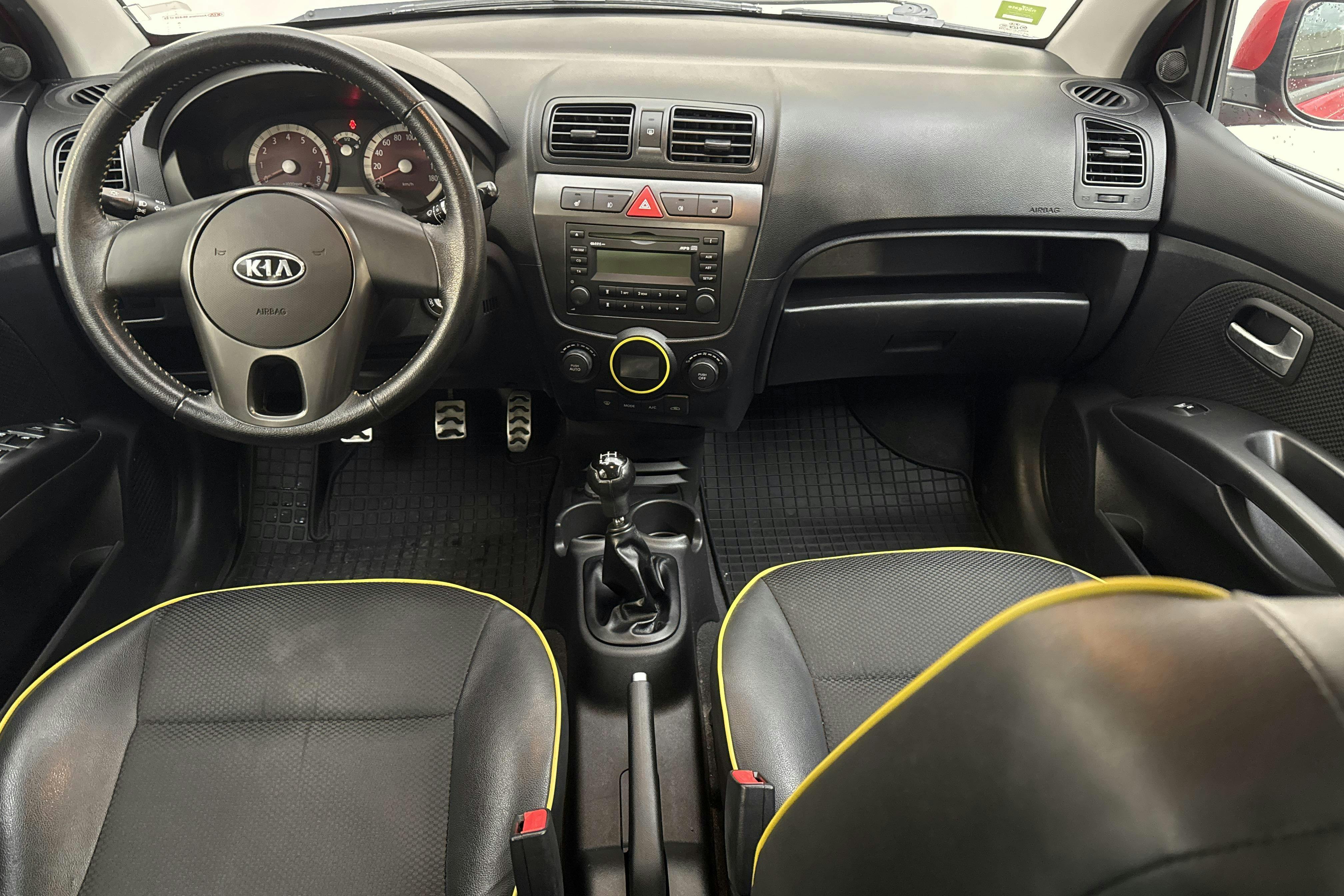 KIA Picanto 1.1 (65hk) - 6 391 mil - Manuell - röd - 2010