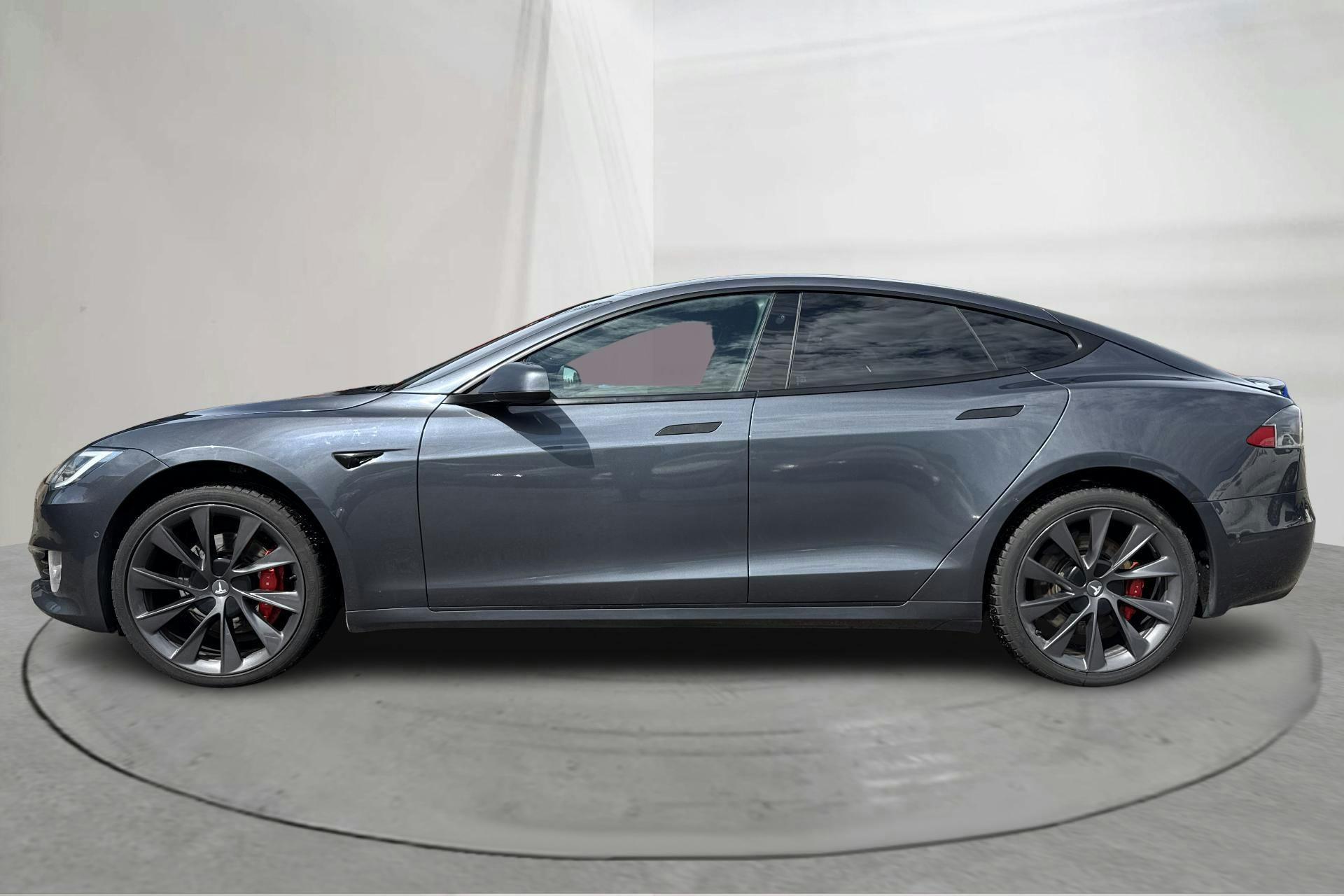 Esitlusfoto 2 aadressil 21: Tesla Model S Performance AWD - 209 310 km - Automaatne - hall - 2019
