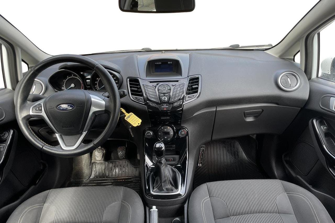Ford Fiesta 1.0T EcoBoost 5dr (100hk) - 82 020 km - Käsitsi - valge - 2016