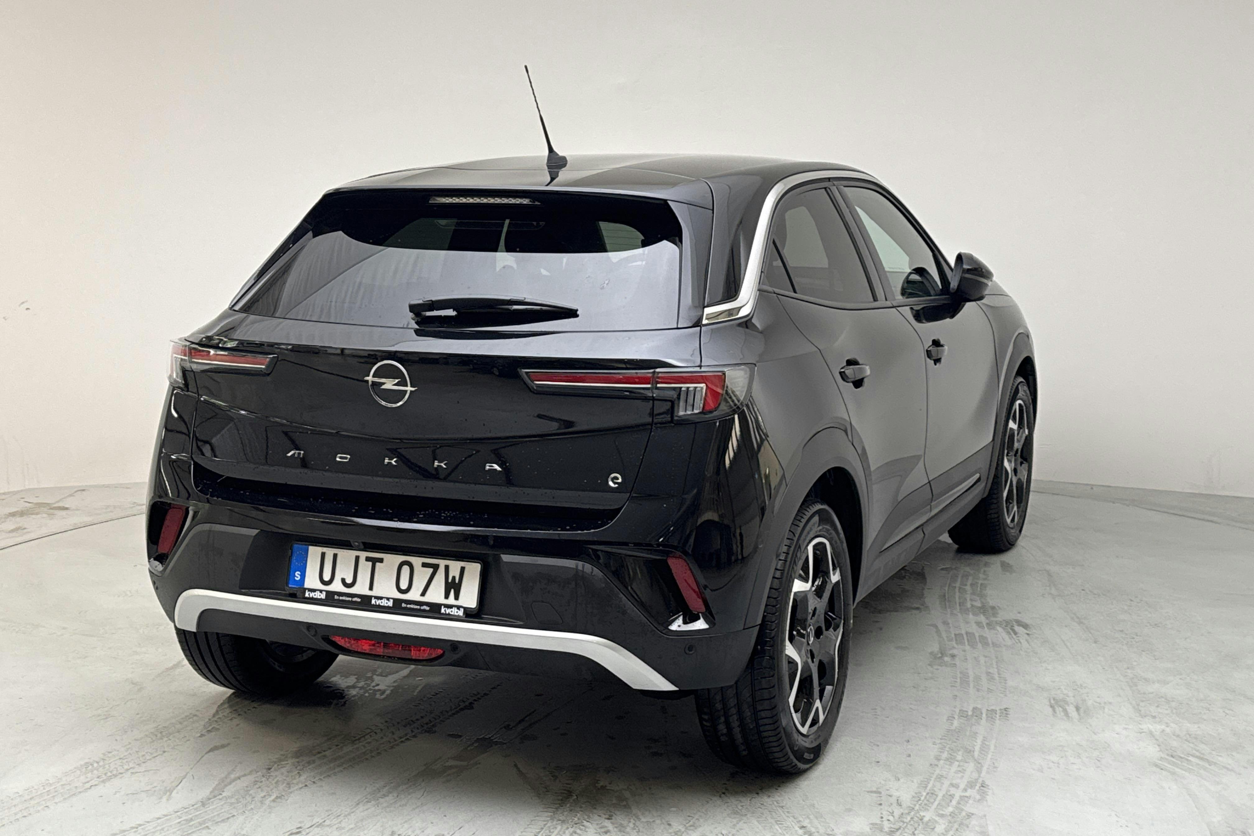 Opel Mokka-e (136hk) - 27 210 km - Automaatne - must - 2022