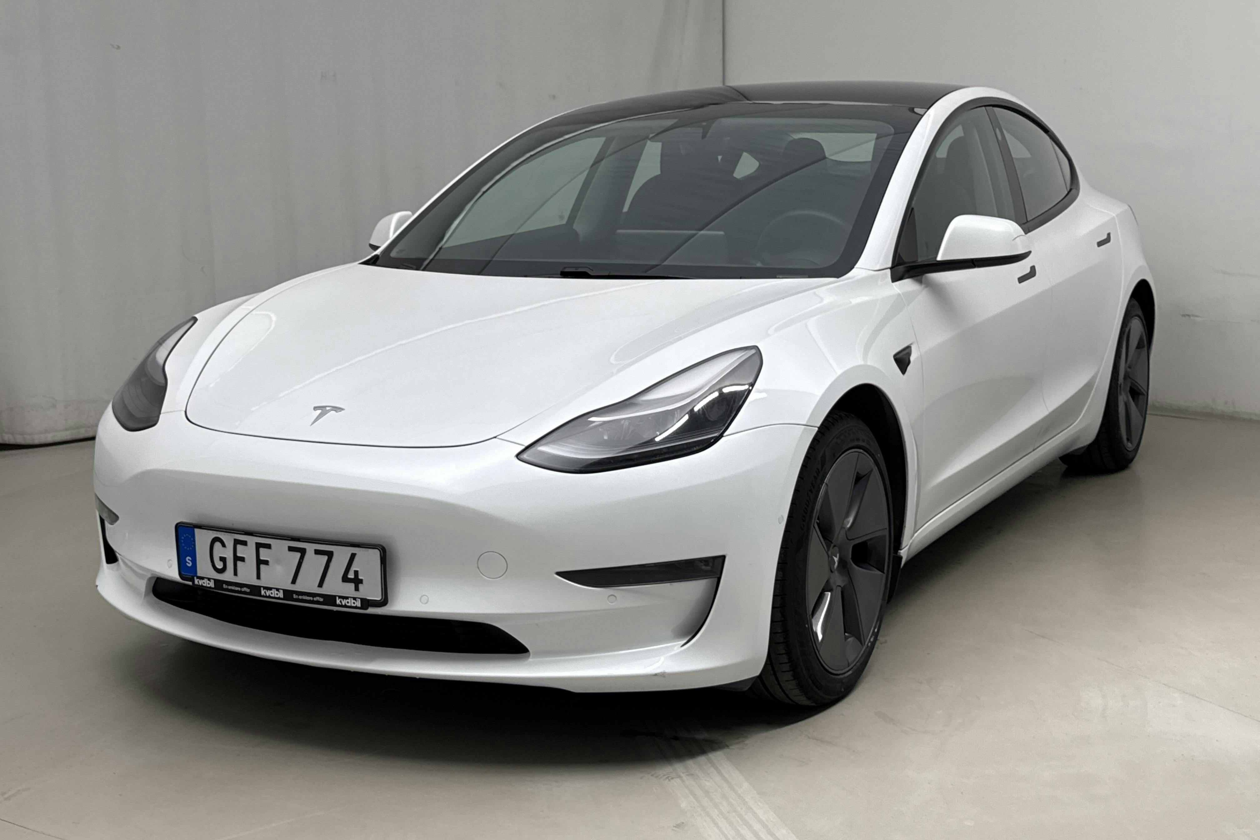 Tesla Model 3 Long Range Dual Motor AWD - 12 112 mil - Automat - vit - 2021