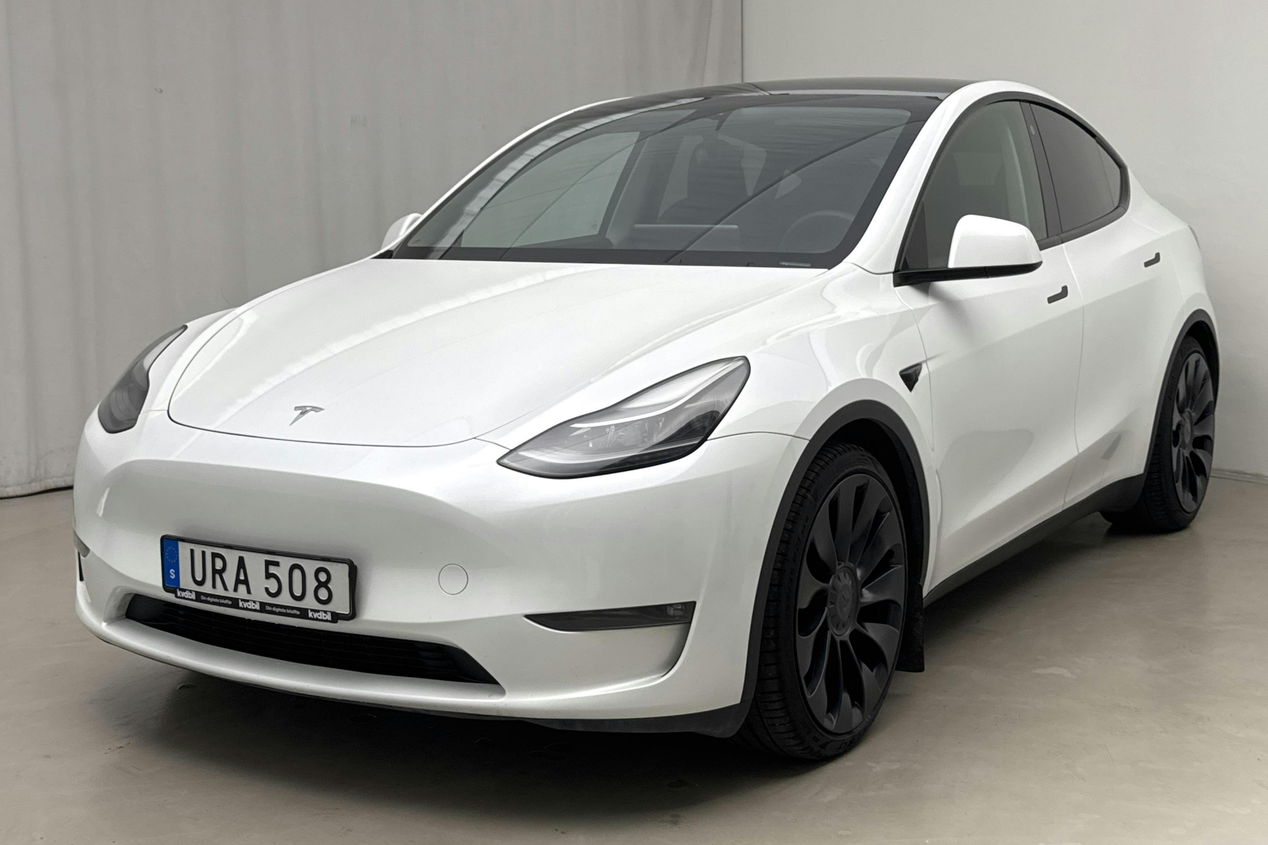 Tesla Model Y Performance Dual Motor AWD - 7 489 mil - Automat - vit - 2024
