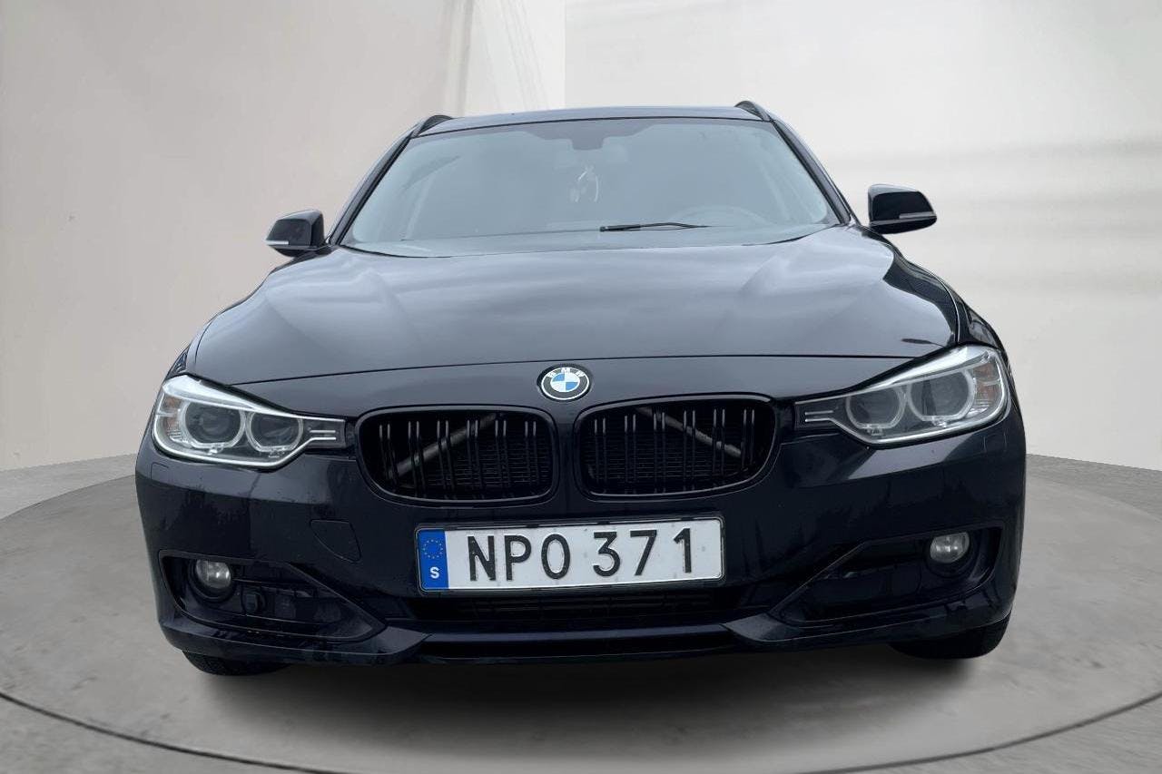 BMW 320d xDrive Touring, F31 (184hk) - 247 810 km - Käsitsi - must - 2015