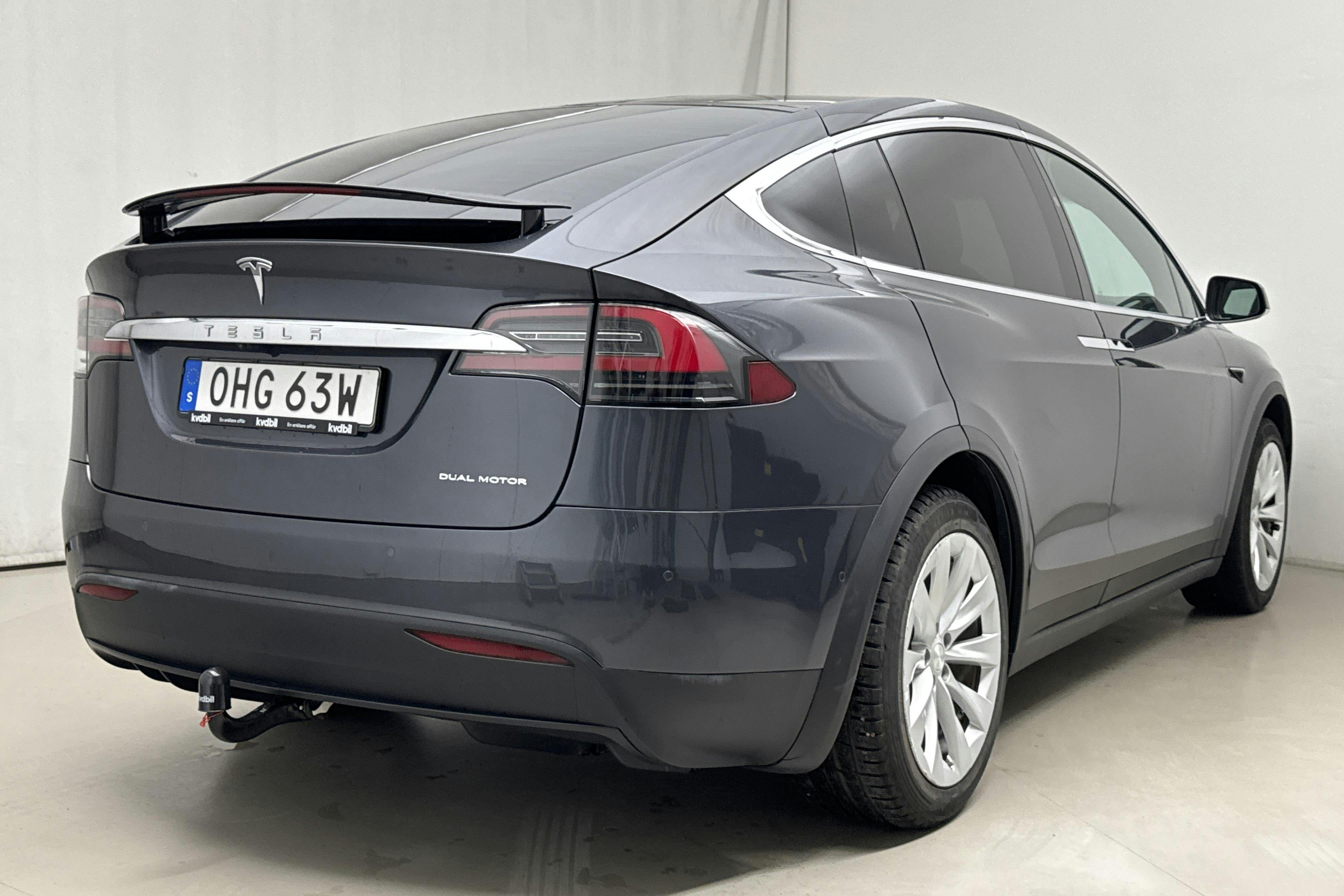 Tesla Model X Dual Motor Long Range AWD - 5 432 mil - Automat - grå - 2020