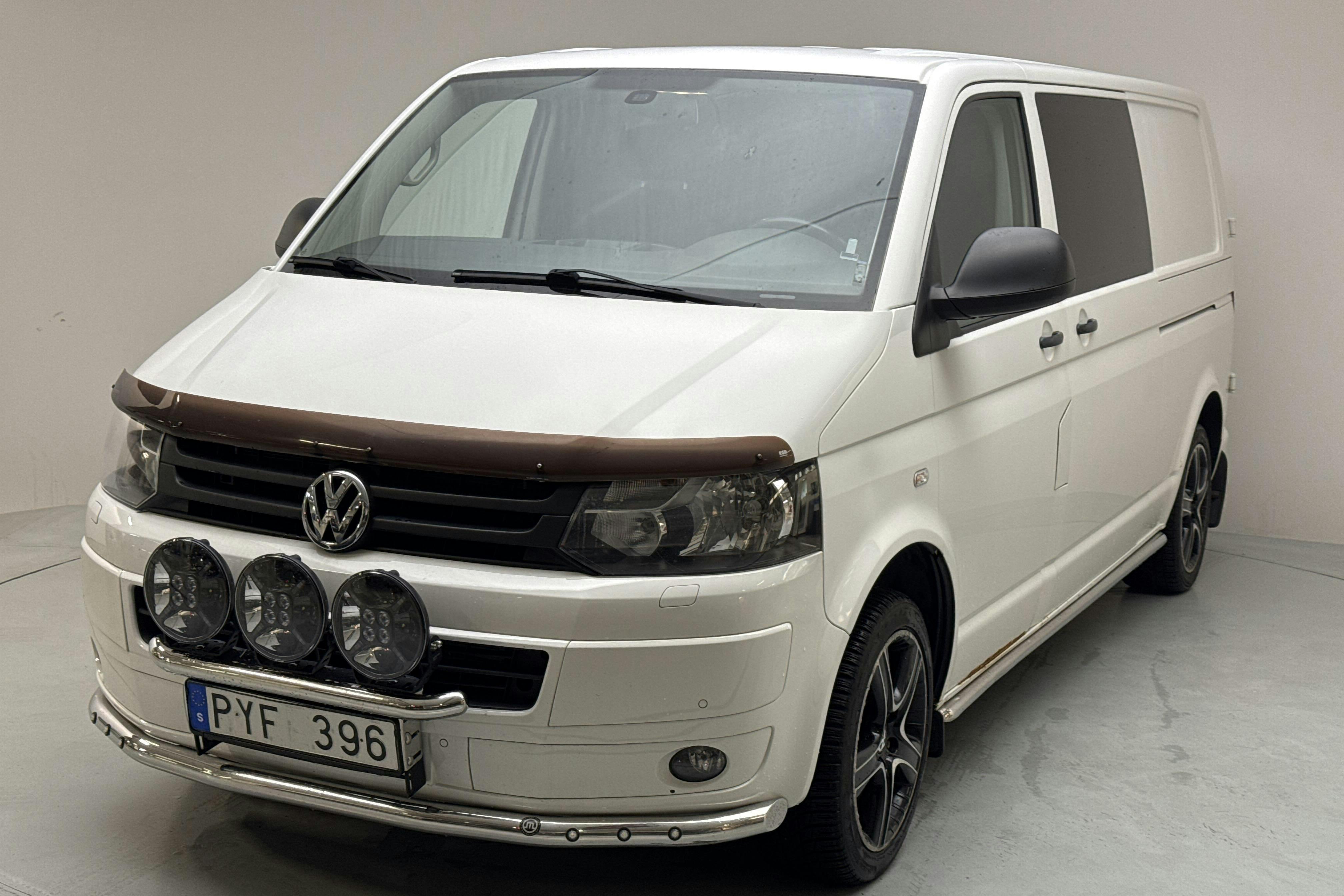 VW Transporter Kombi T5 2.0 TDI 4MOTION (180hk) - 16 754 mil - Automat - vit - 2010