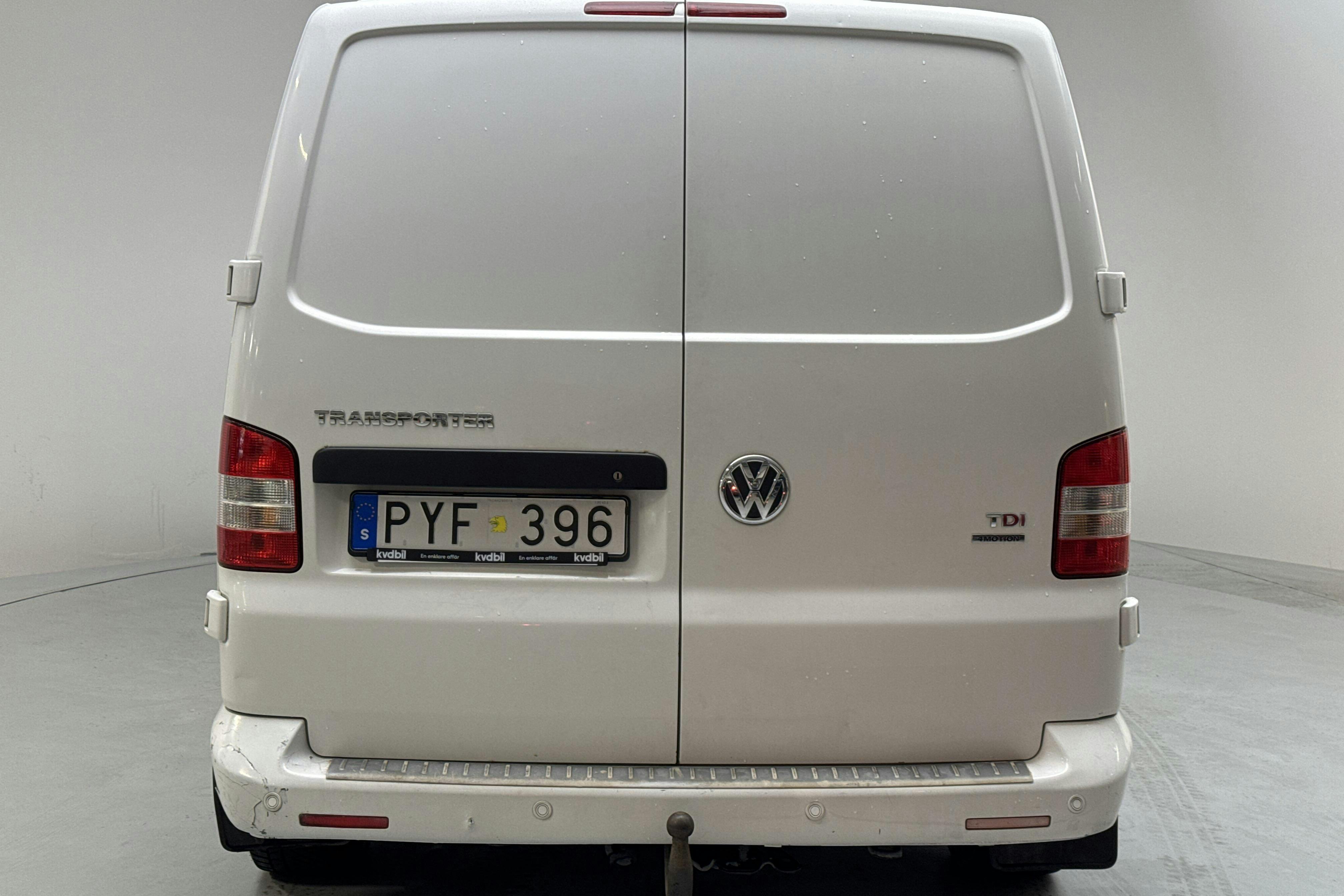 VW Transporter Kombi T5 2.0 TDI 4MOTION (180hk) - 16 754 mil - Automat - vit - 2010