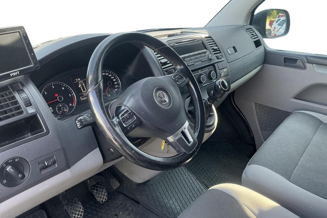 VW Transporter T5 2.0 TDI 4MOTION (140hk) - 263 700 km - Manual - white - 2014
