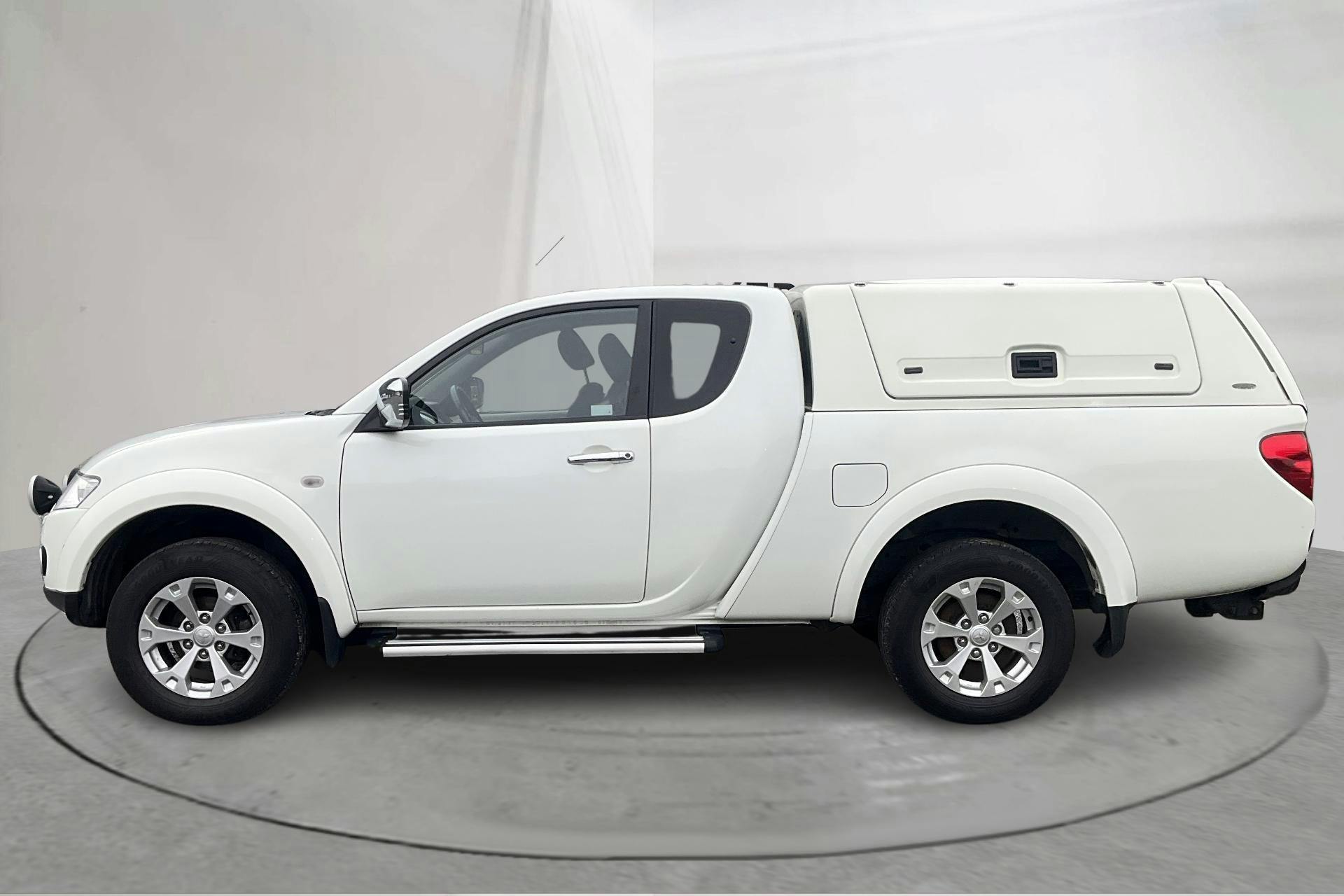 Presentationsfoto 2 av 12: Mitsubishi L200 2.5 DI-D (178hk) - 17 020 mil - Manuell - vit - 2012
