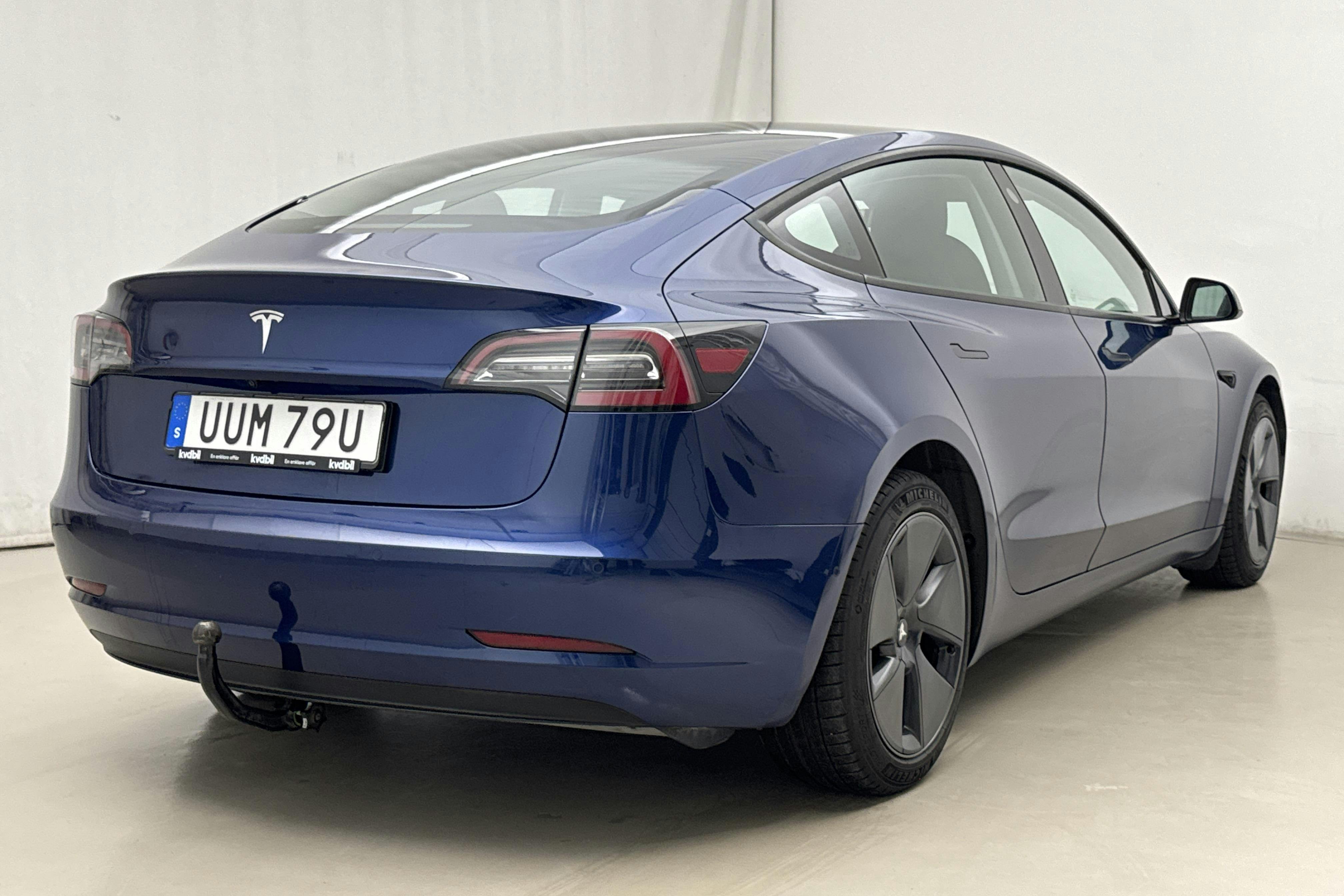 Tesla Model 3 Standard Range RWD - 7 227 mil - Automat - blå - 2021