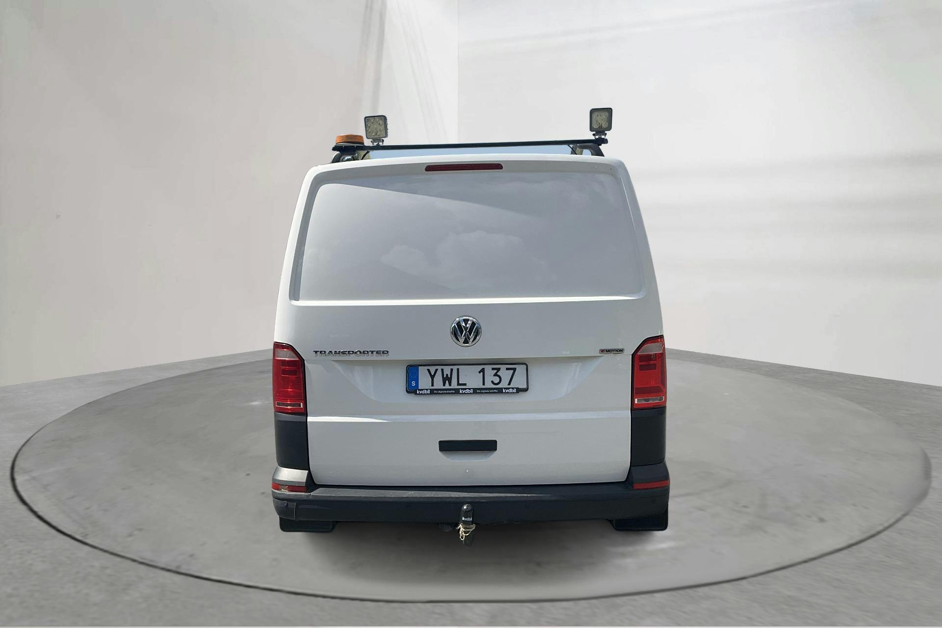 VW Transporter T6 2.0 TDI BMT Skåp 4MOTION (150hk) - 20 850 mil - Automat - vit - 2018