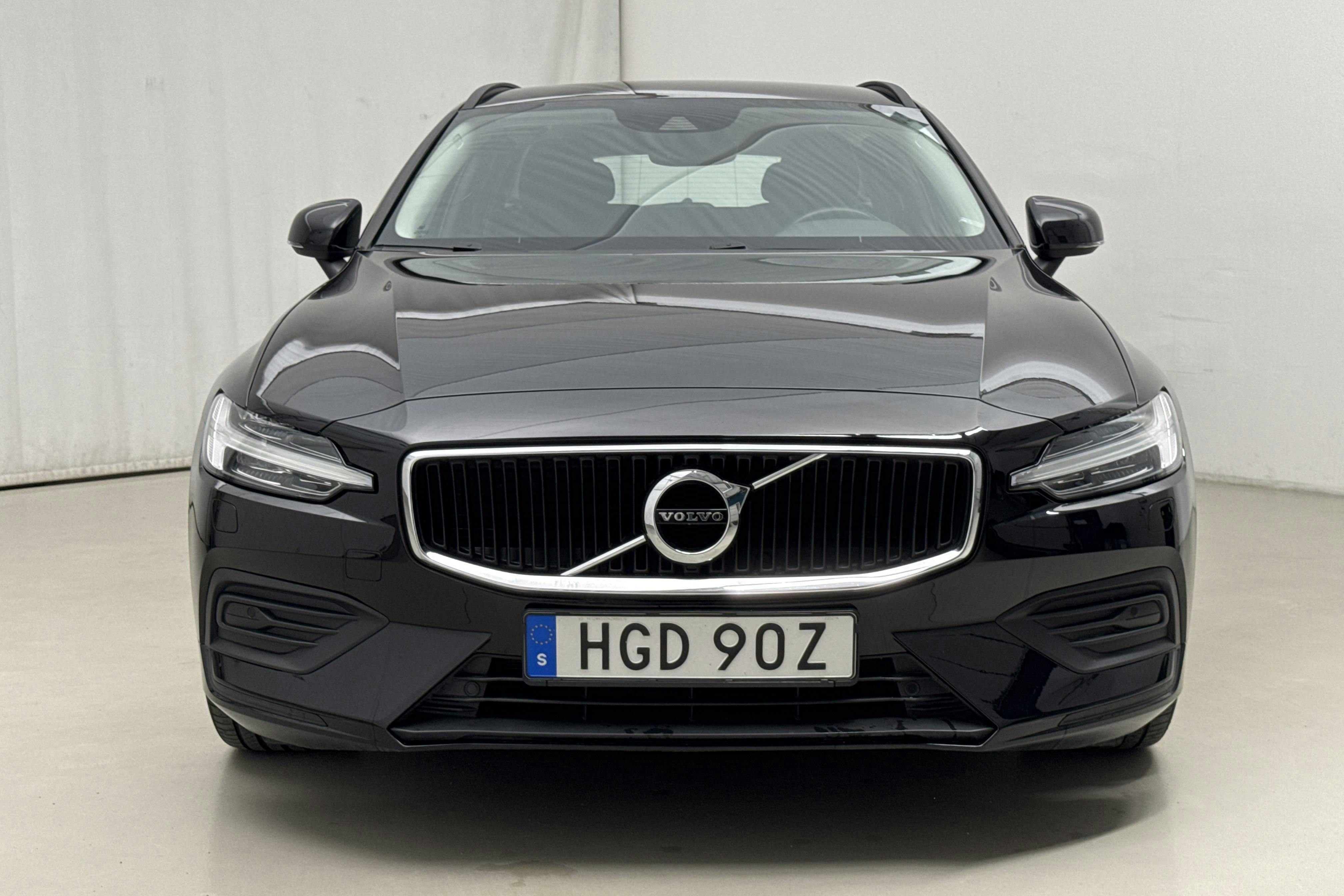 Volvo V60 B4 Mildhybrid, Diesel (197hk) - 72 830 km - Automatic - black - 2022