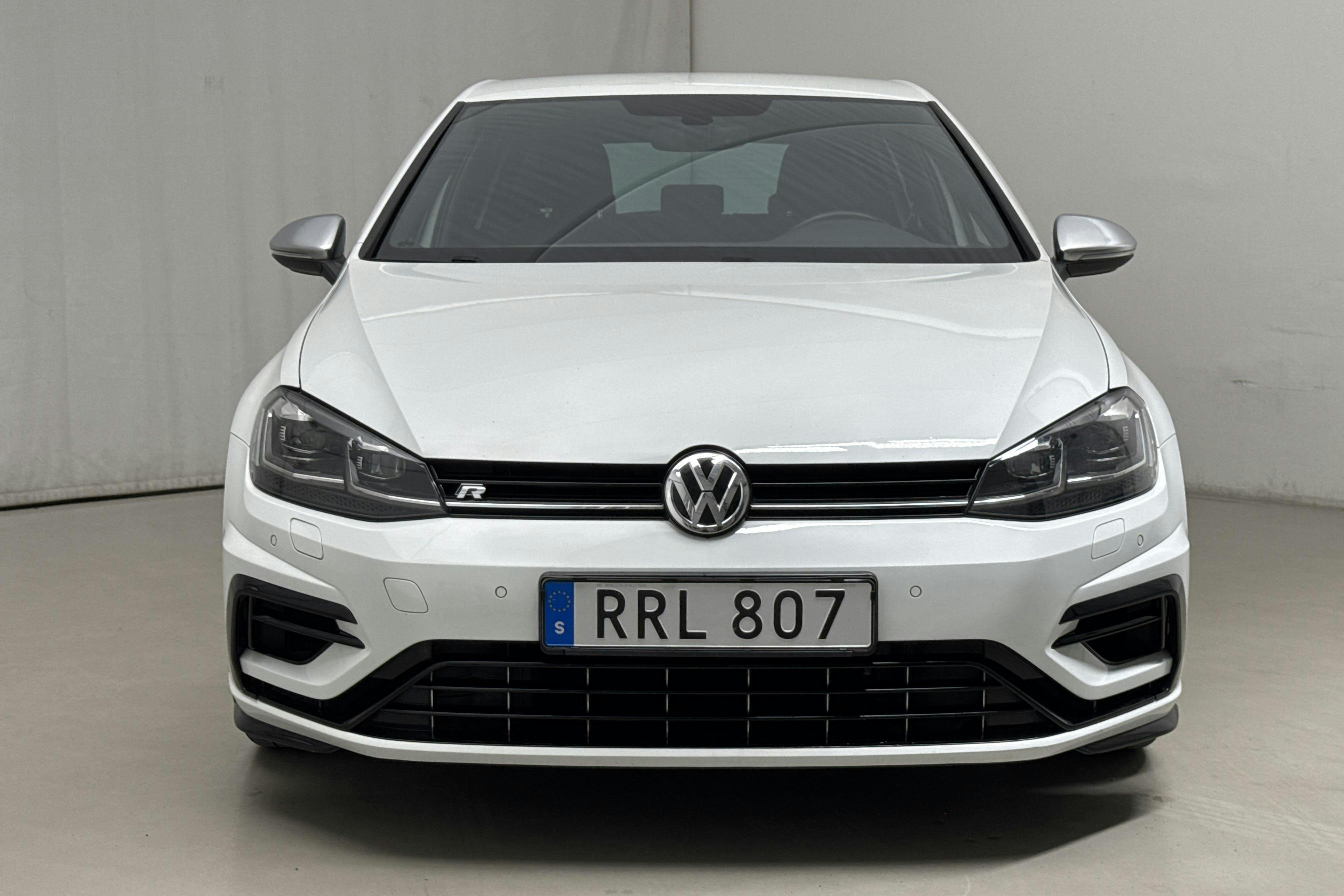 VW Golf VII R 5dr 4MOTION (310hk) - 101 780 km - Automaatne - valge - 2017