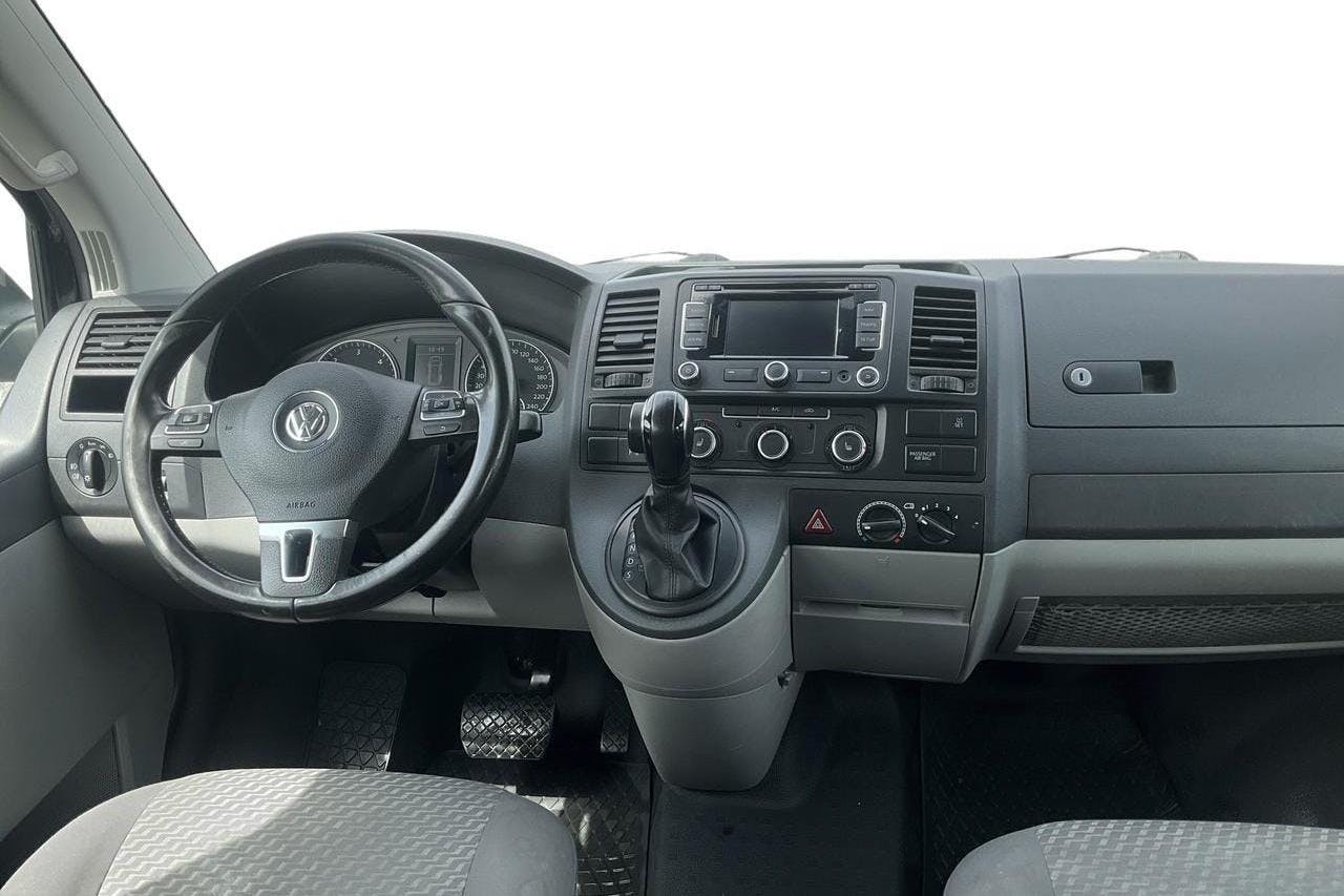 VW Transporter Kombi T5 2.0 TDI 4MOTION (180hk) - 275 910 km - Automaatne - Dark Brown - 2013