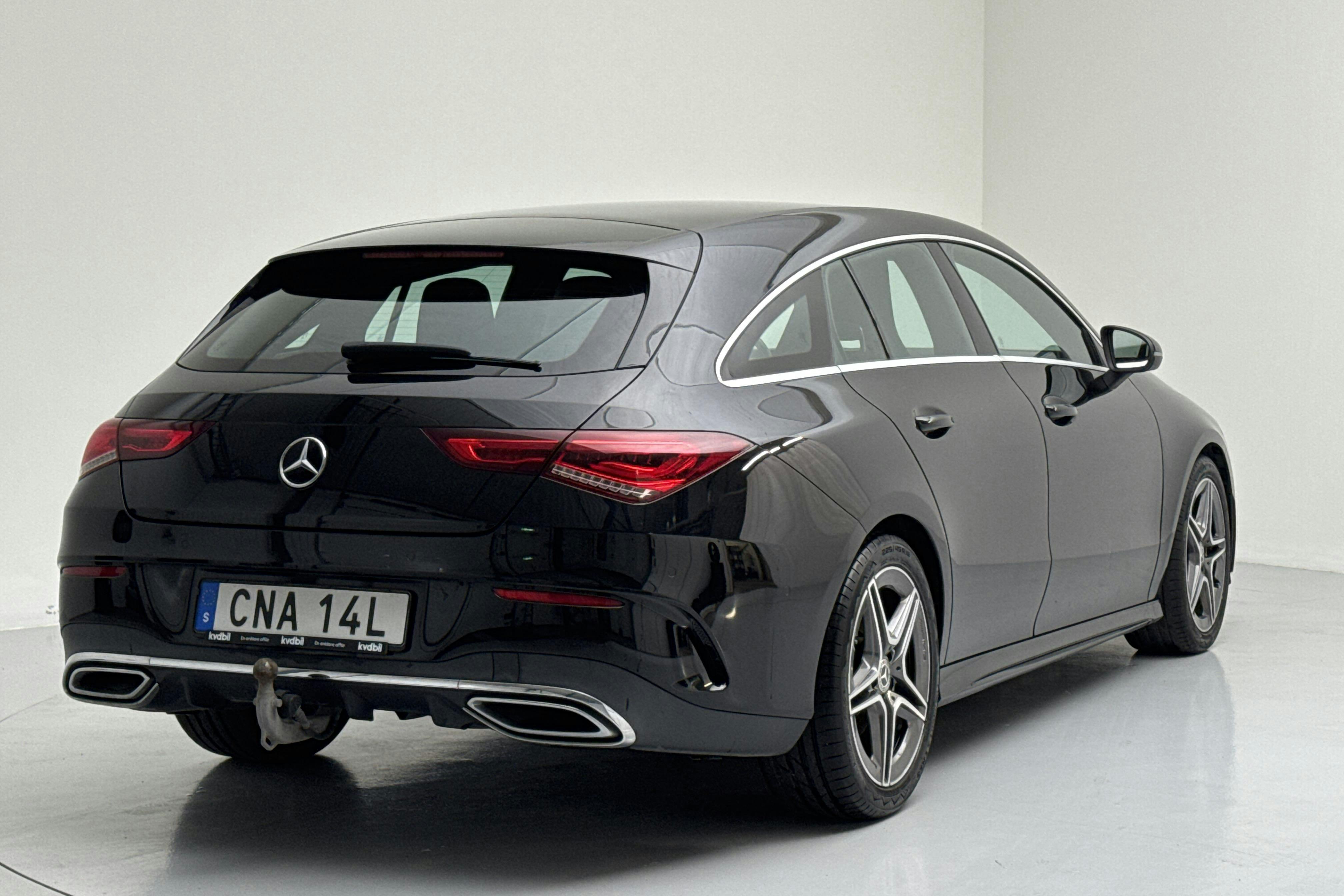 Mercedes CLA 200 Shooting Brake X118 (163hk) - 95 200 km - Automatic - black - 2021