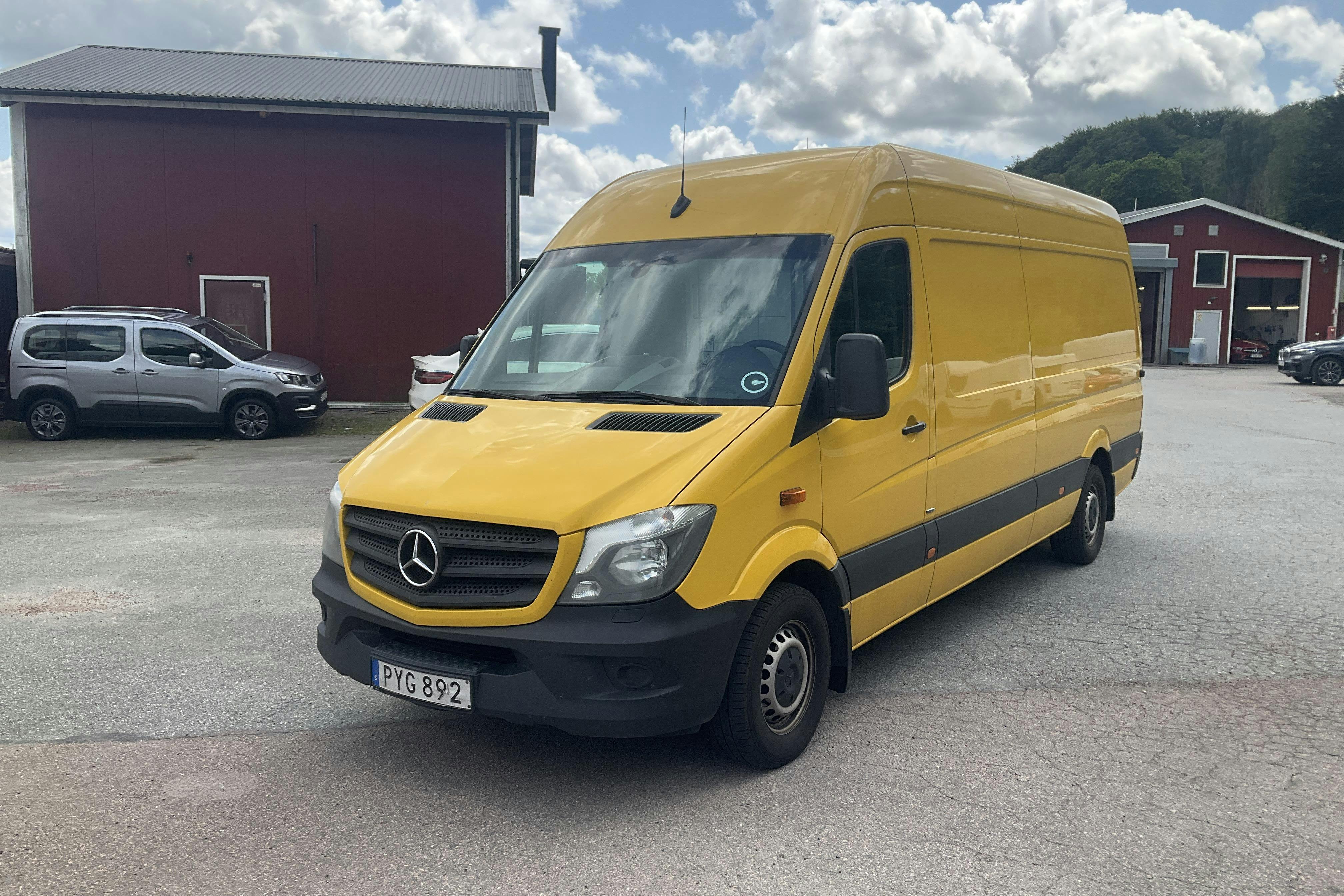 Esitlusfoto 1 aadressil 11: Mercedes Sprinter 314 CDI (143hk) - 457 190 km - Automaatne - kollane - 2018