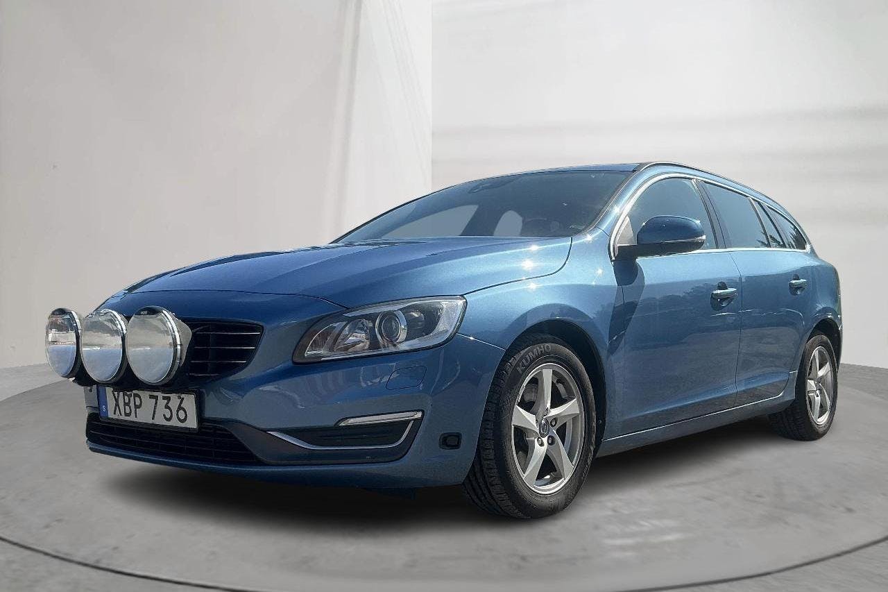 Presentationsfoto 1 av 13: Volvo V60 D3 (136hk) - 24 768 mil - Manuell - blå - 2015