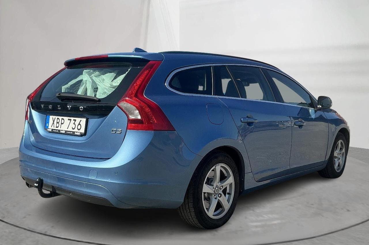 Volvo V60 D3 (136hk) - 24 768 mil - Manuell - blå - 2015
