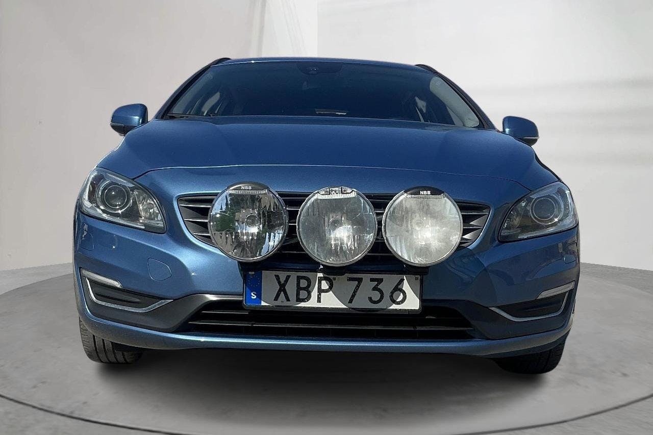 Volvo V60 D3 (136hk) - 24 768 mil - Manuell - blå - 2015