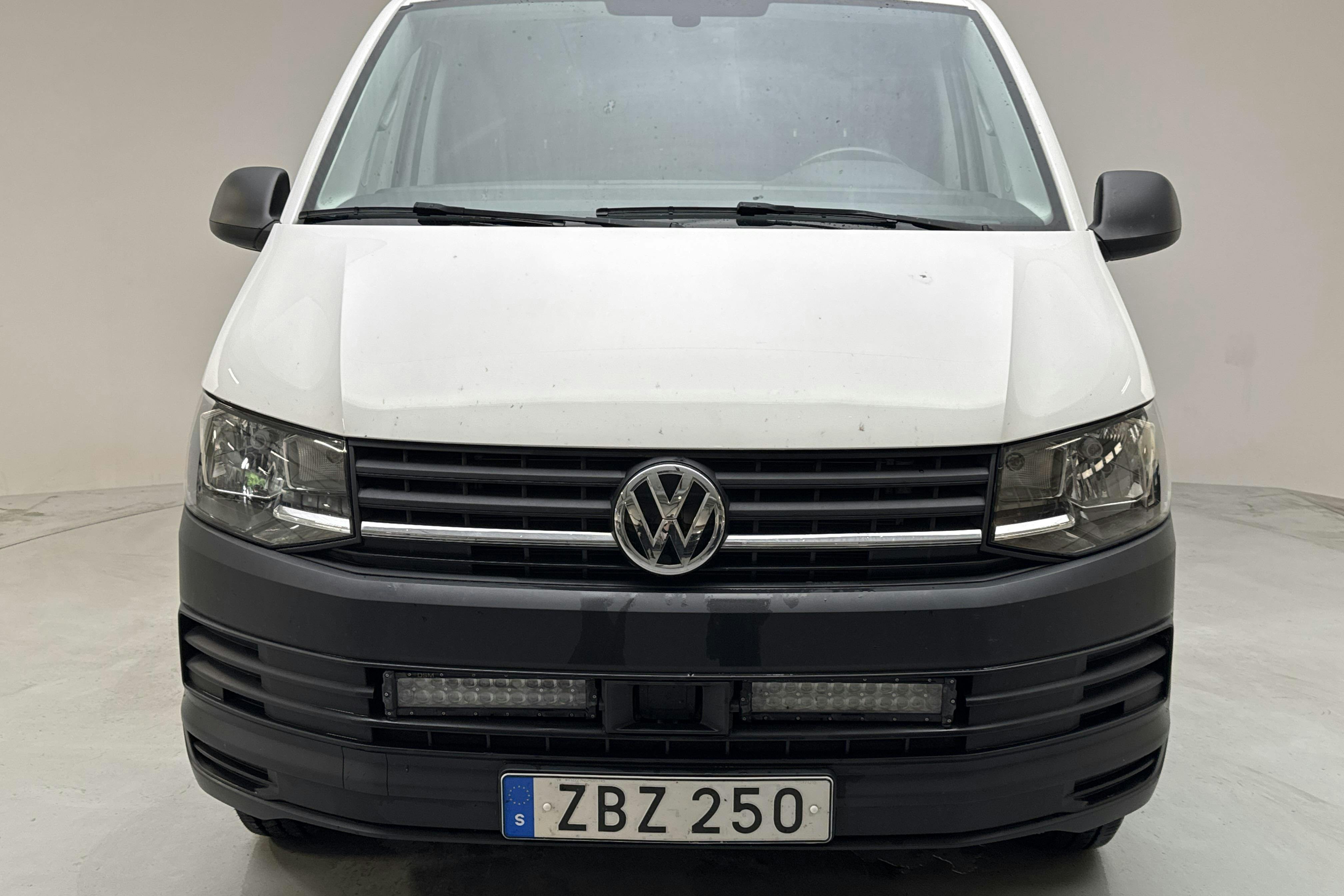 VW Transporter T6 2.0 TDI BMT Skåp (102hk) - 6 298 mil - Manuell - vit - 2018