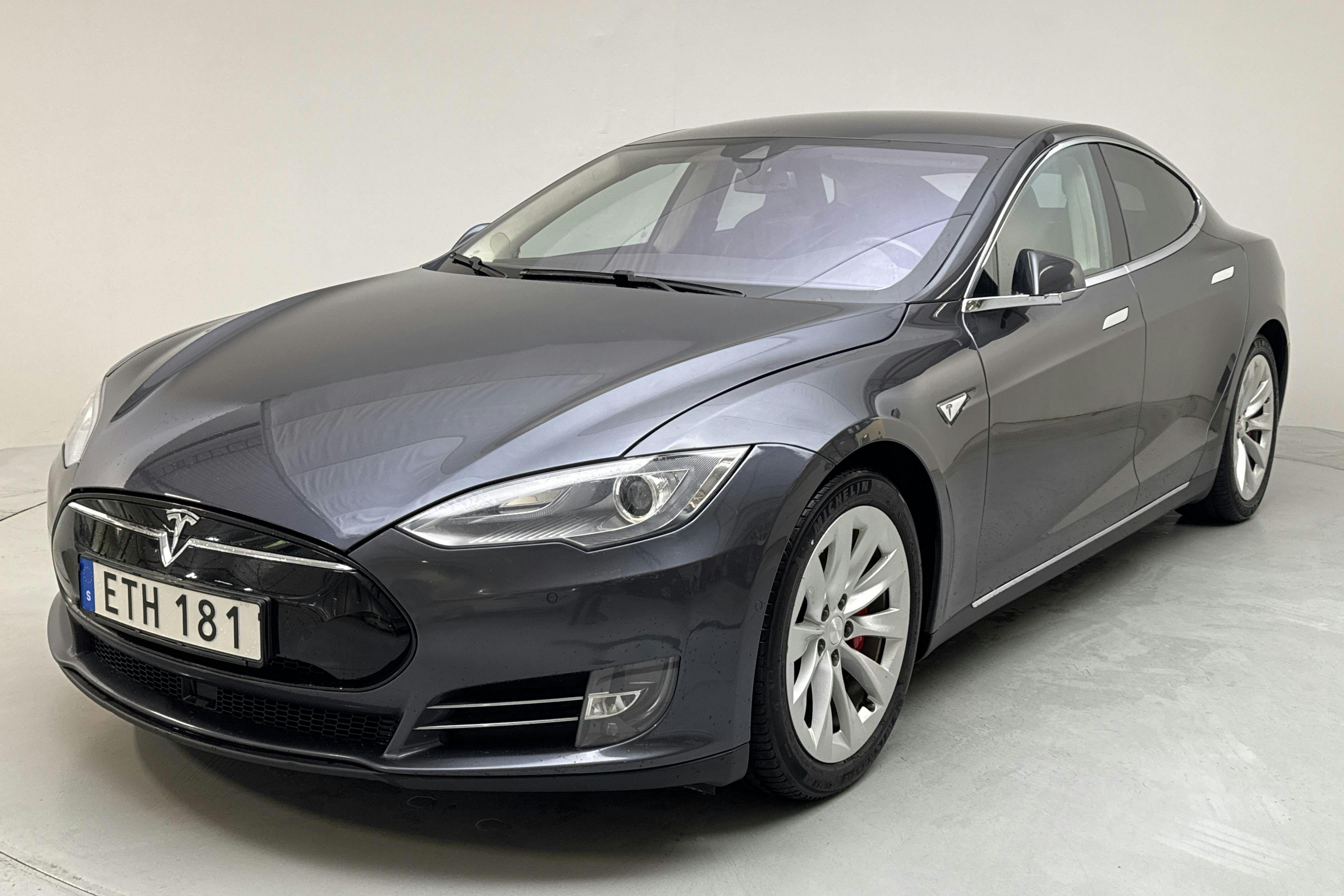 Tesla Model S P85D - 198 520 km - Automatic - gray - 2015