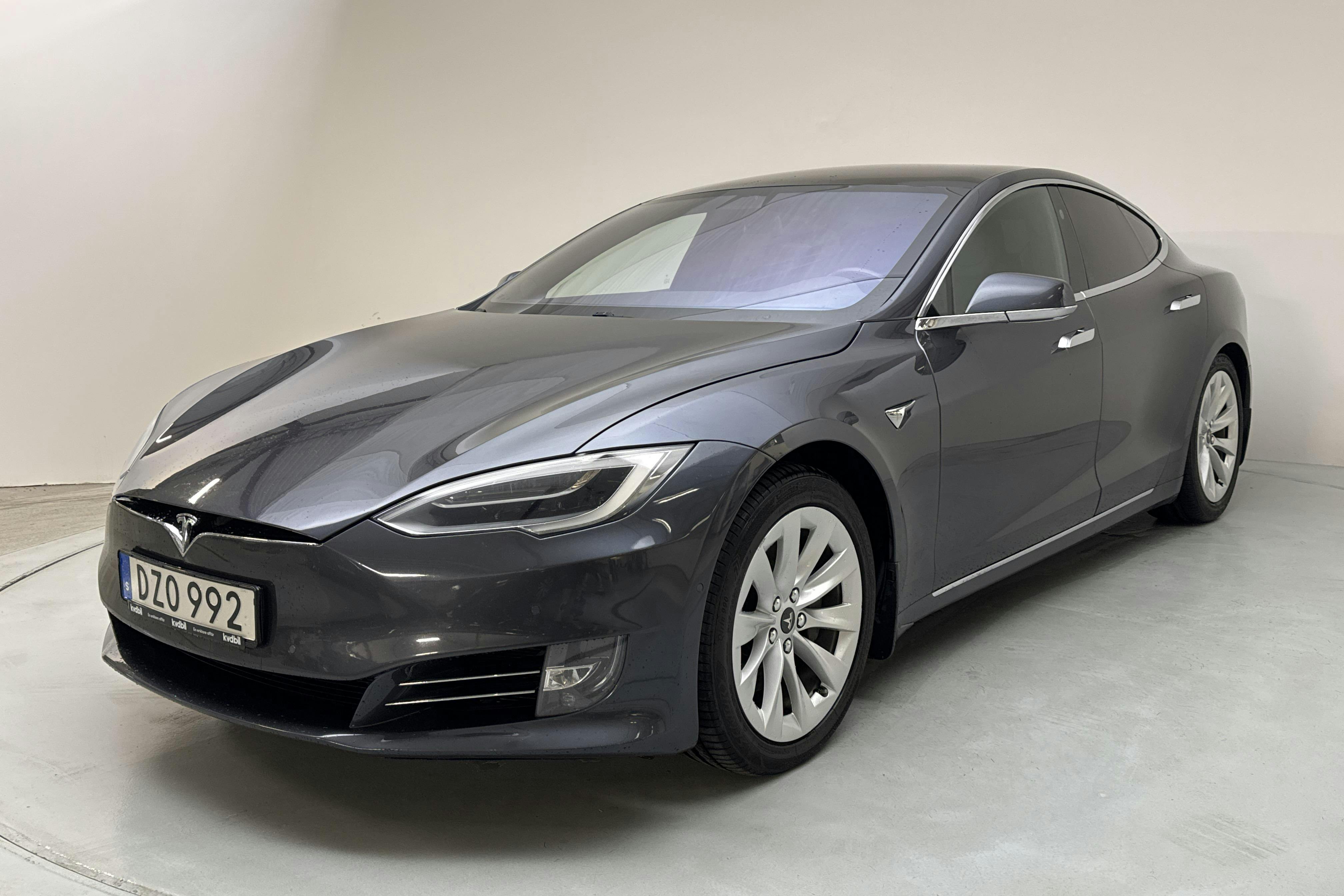 Tesla Model S 90D - 16 815 mil - Automat - grå - 2017