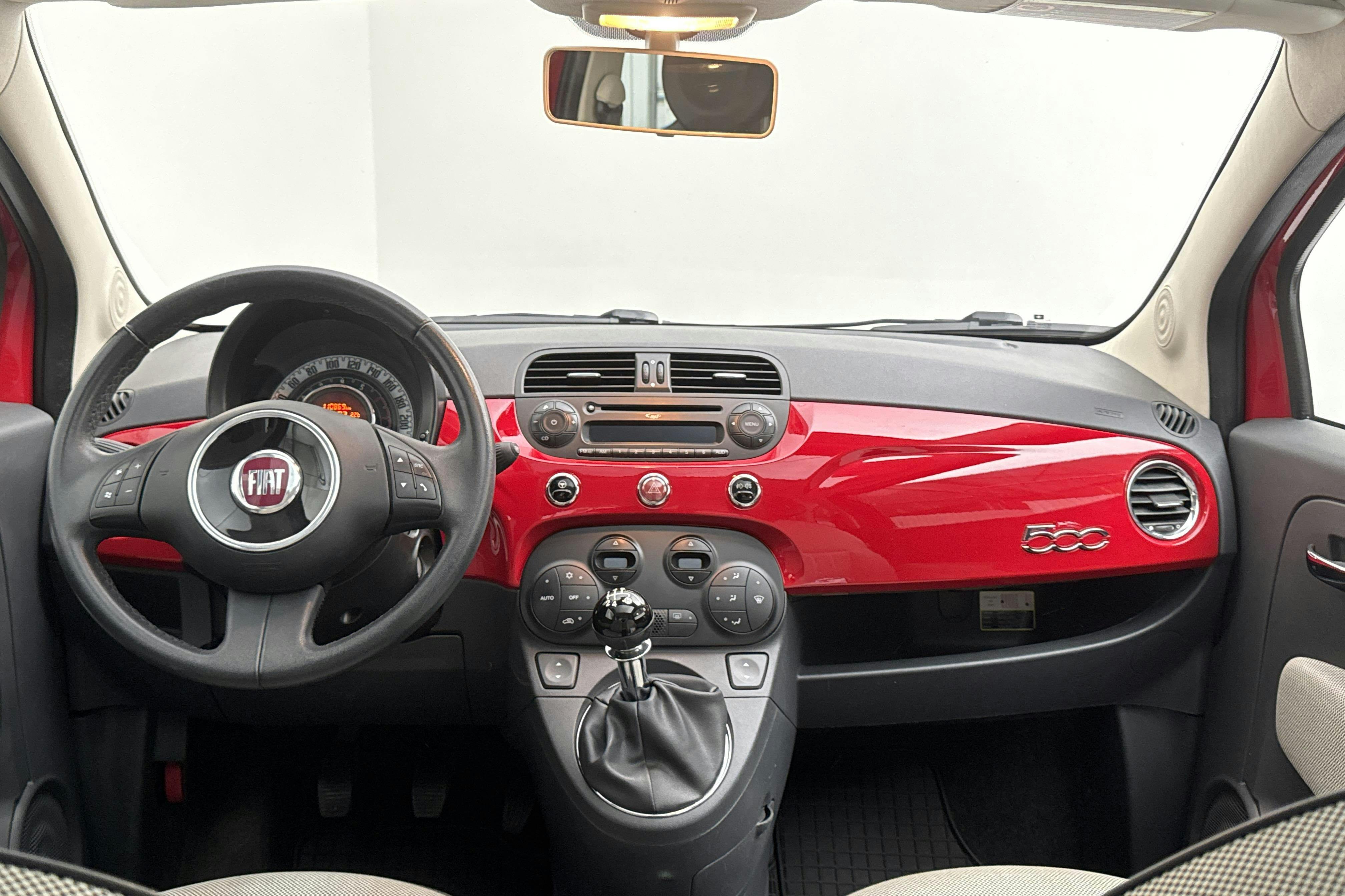 Fiat 500 1.2 (69hk) - 110 870 km - Käsitsi - punane - 2011
