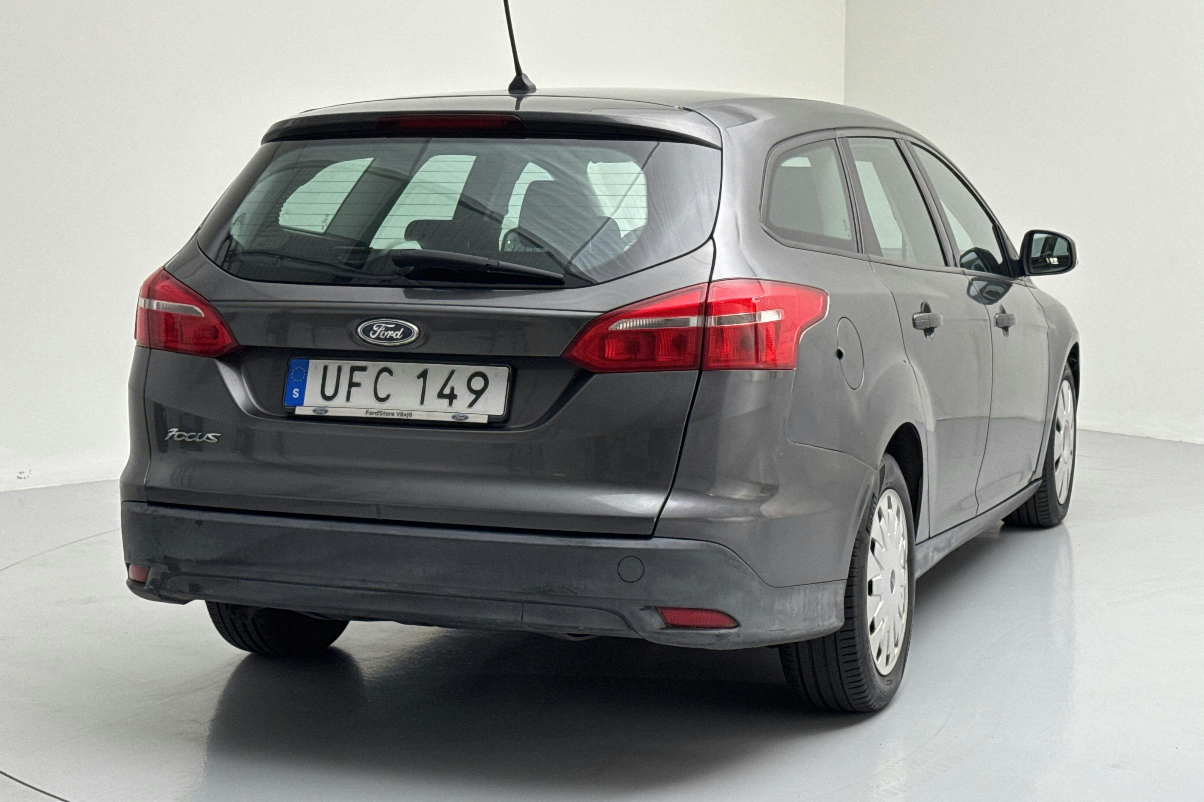 Ford Focus 1.5 TDCi ECOnetic Kombi (105hk) - 204 660 km - Käsitsi - hall - 2017