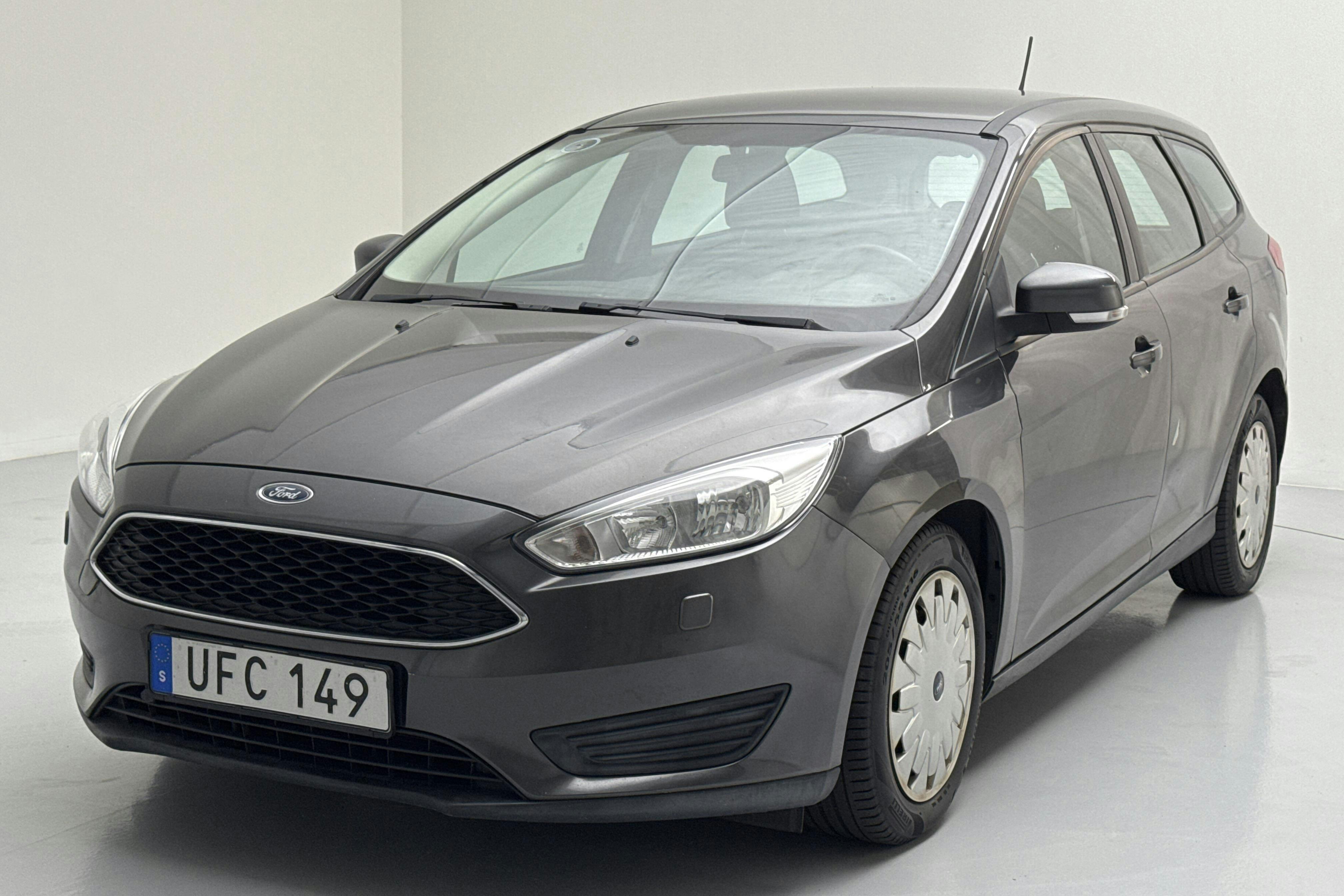 Ford Focus 1.5 TDCi ECOnetic Kombi (105hk) - 20 466 mil - Manuell - grå - 2017