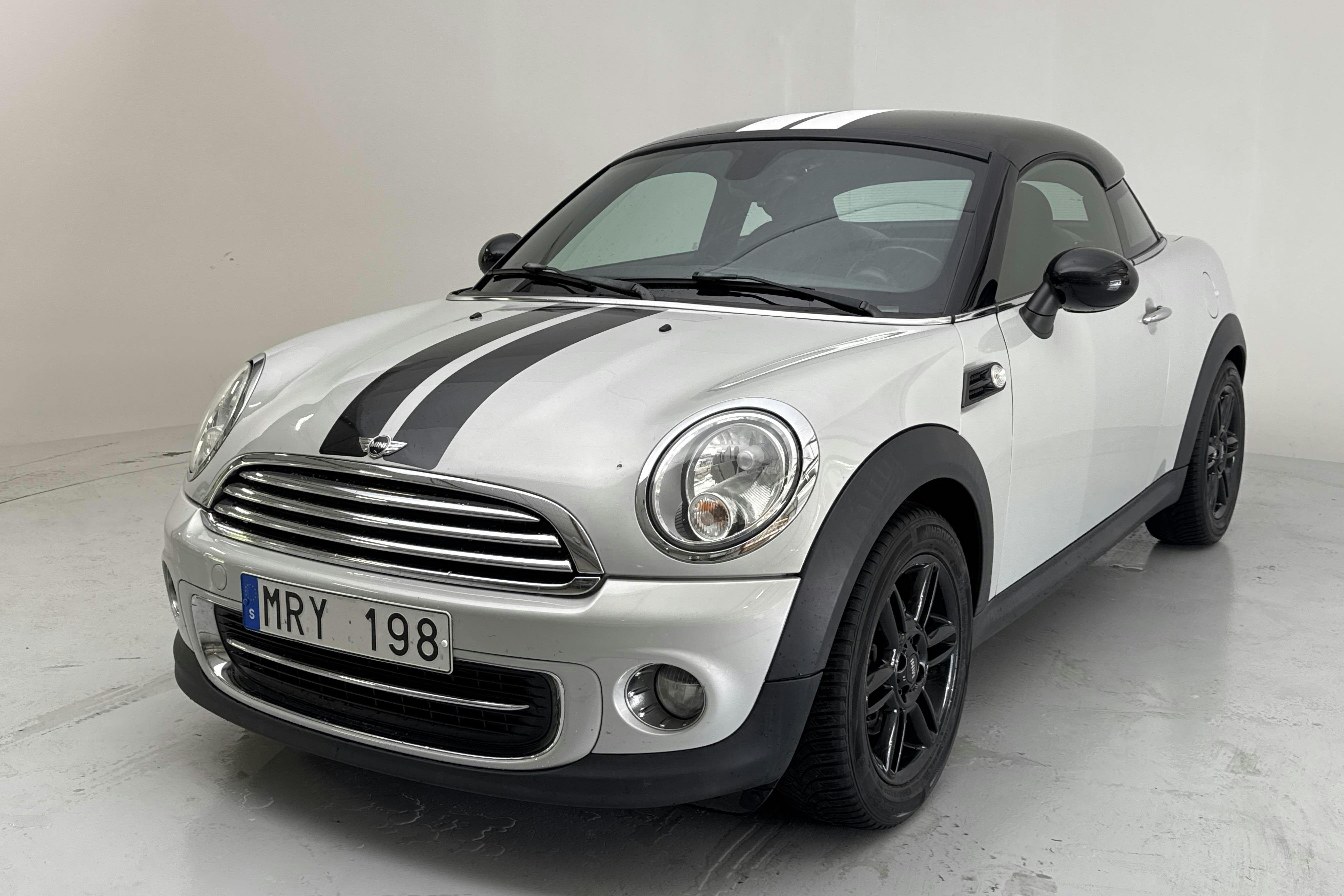 MINI Cooper Coupé (122hk) - 17 079 mil - Manuell - silver - 2012