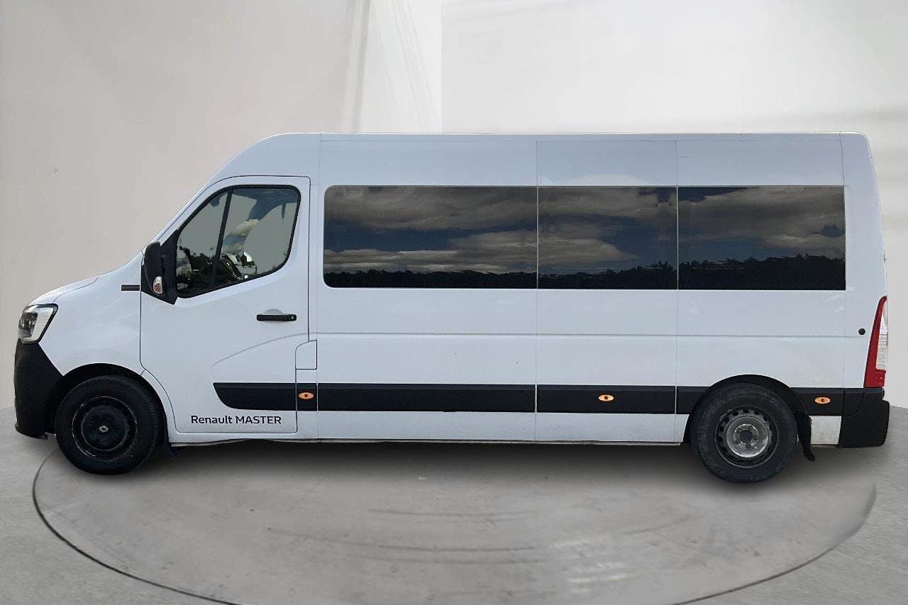 Presentationsfoto 2 av 14: Renault Master 2.3 dCi FAP 2WD (145hk) - 40 477 mil - Manuell - vit - 2020