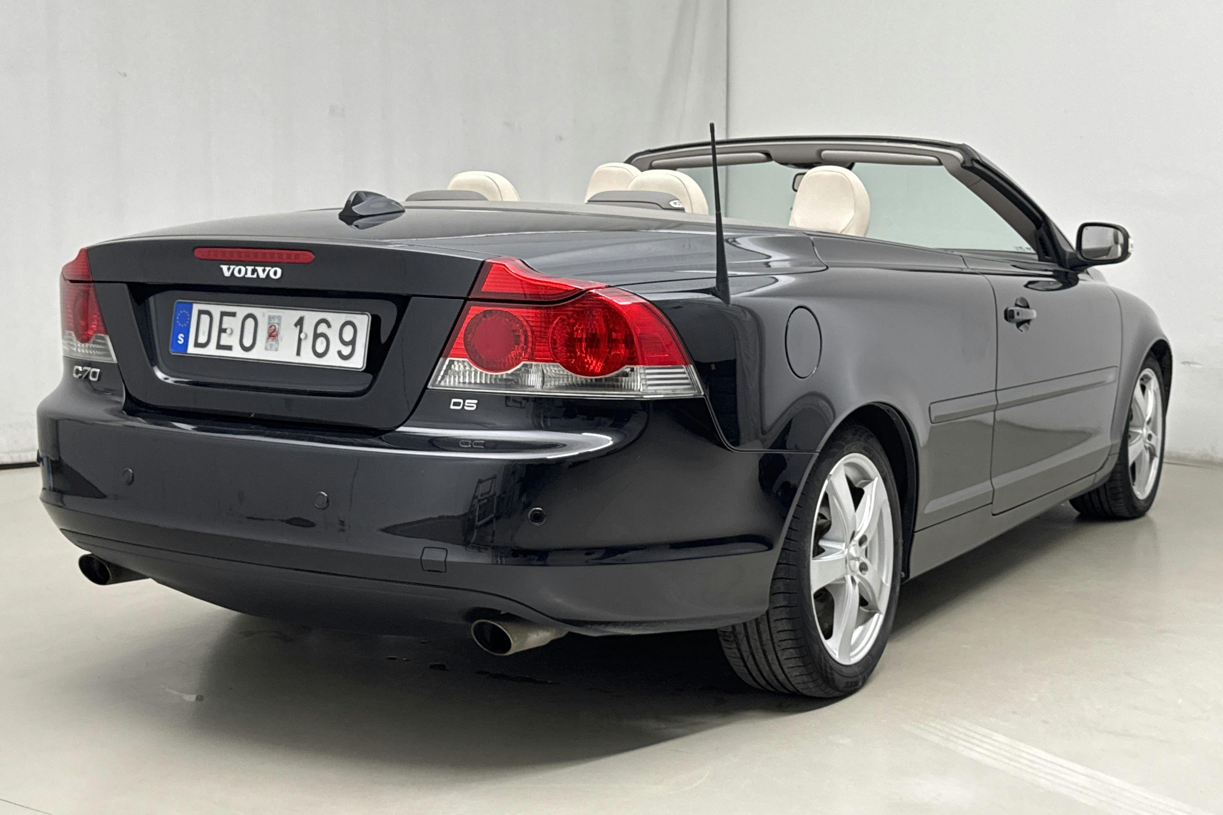 Volvo C70 D5 Cabriolet (180hk) - 179 170 km - Automaatne - must - 2008
