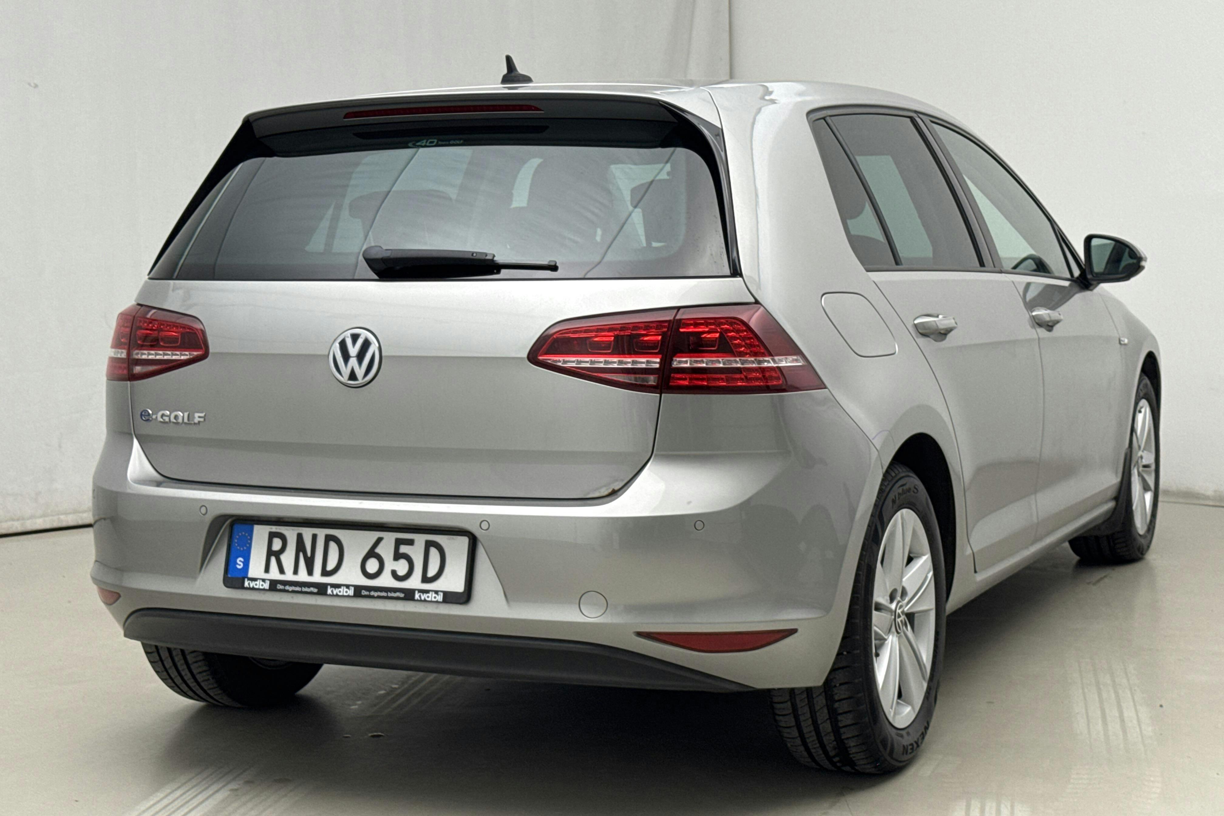 VW e-Golf VII 5dr (115hk) - 15 825 mil - Automat - silver - 2015