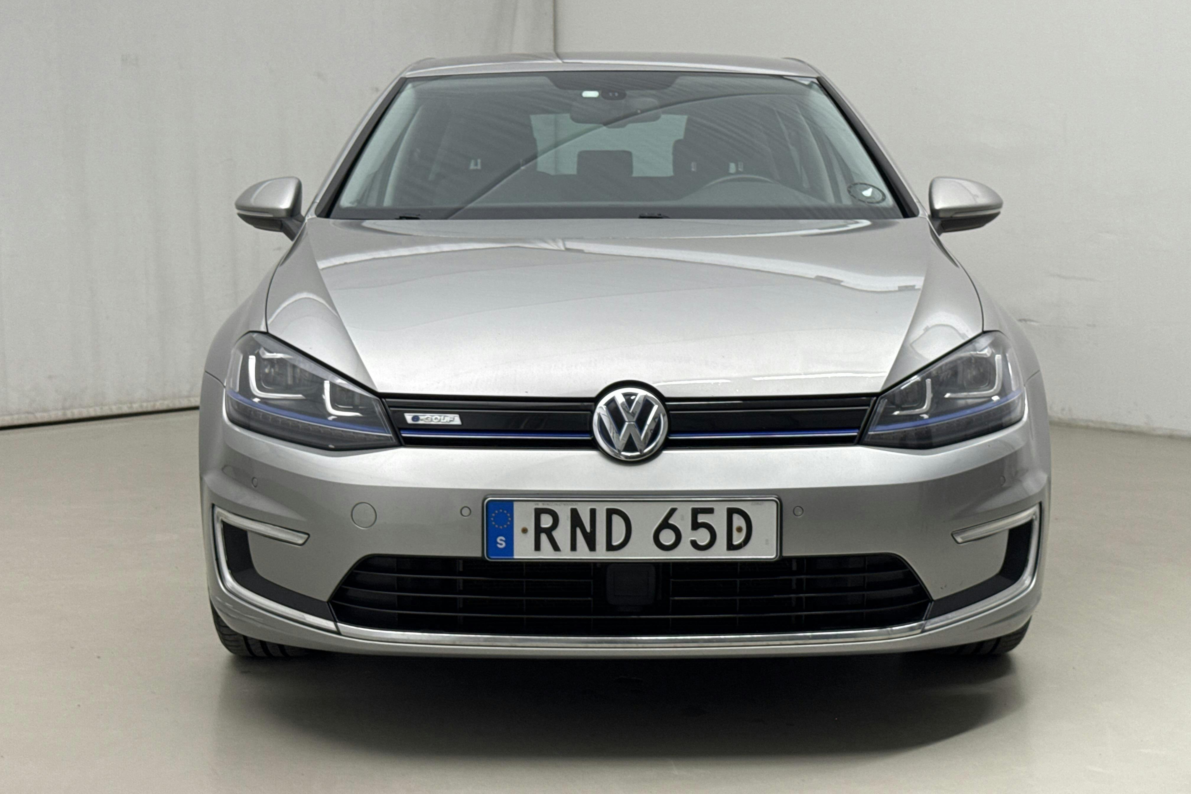 VW e-Golf VII 5dr (115hk) - 15 825 mil - Automat - silver - 2015