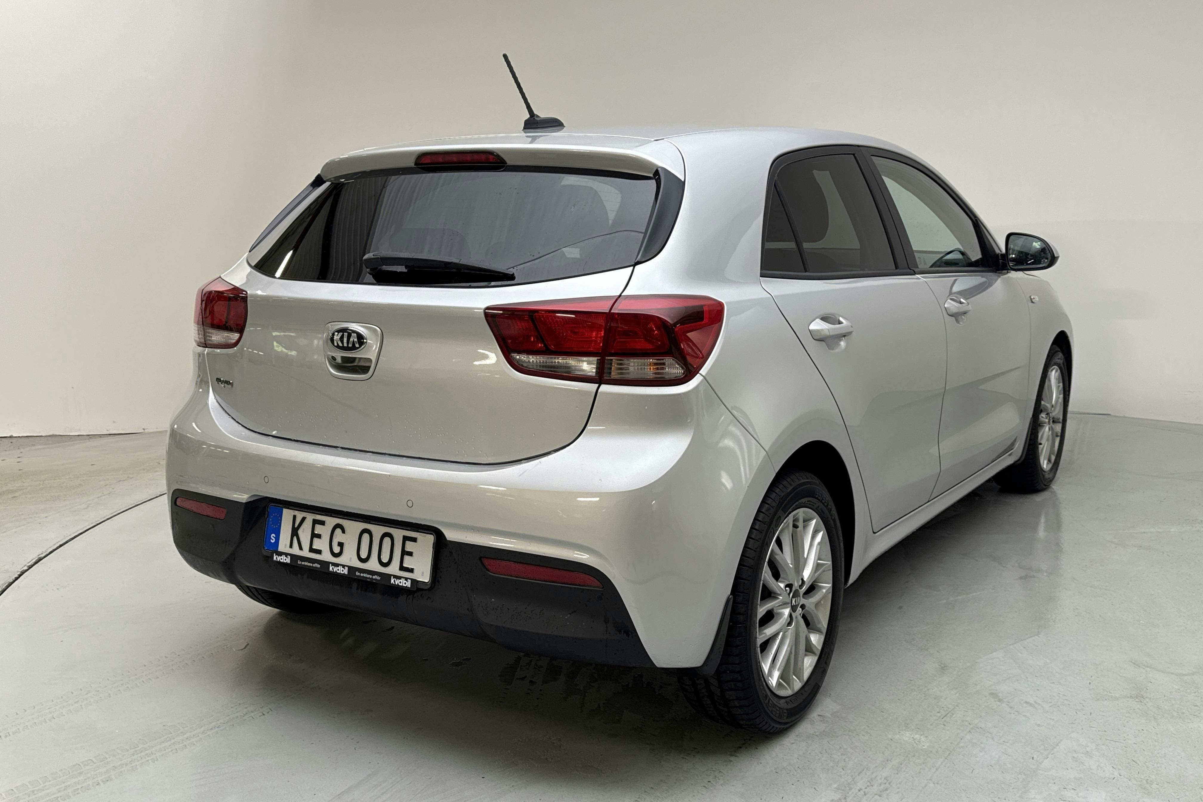 KIA Rio 1.2 (84hk) - 82 880 km - Käsitsi - hall - 2019
