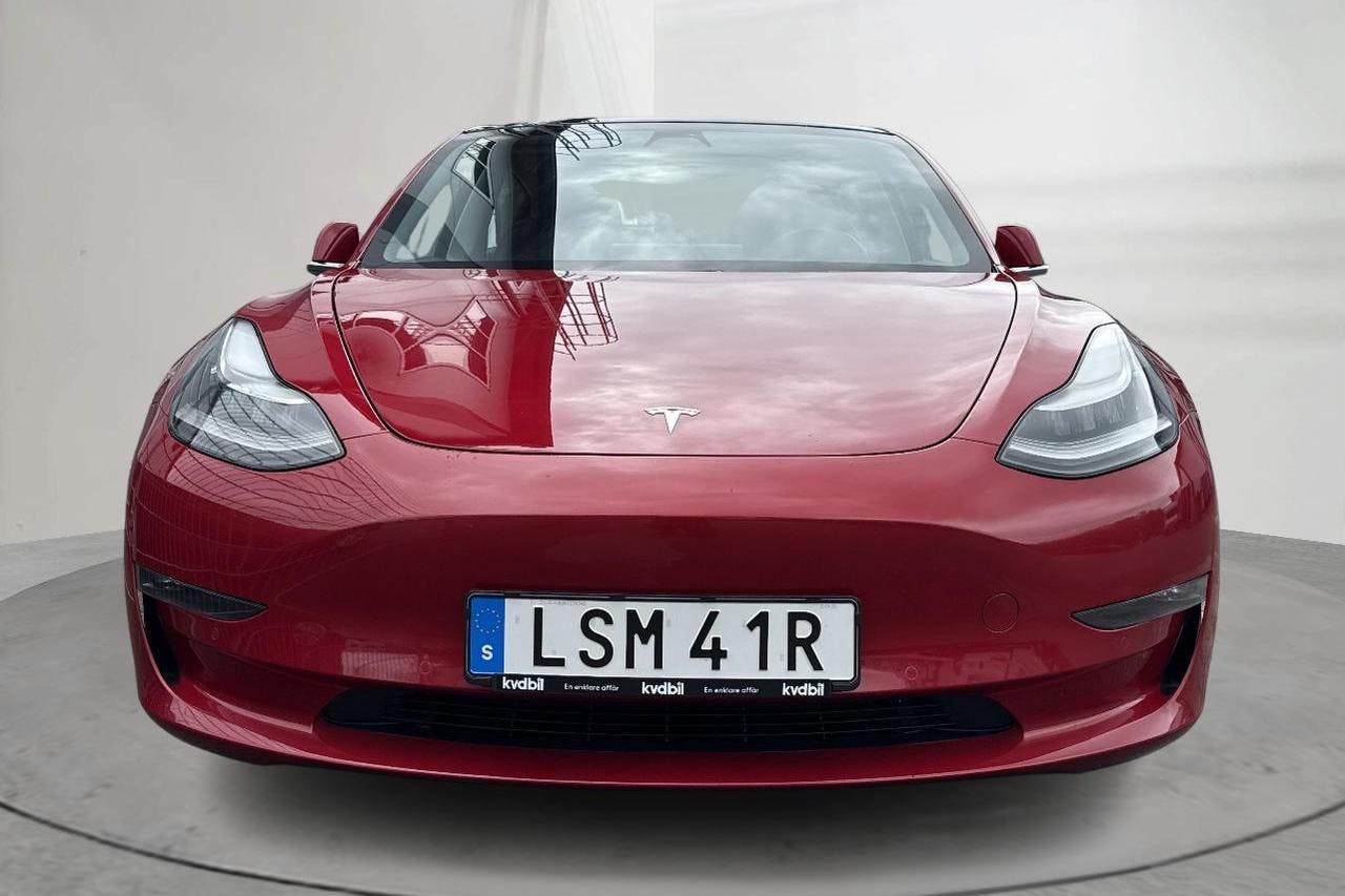 Tesla Model 3 Long Range Dual Motor AWD - 172 940 km - Automatic - red - 2019