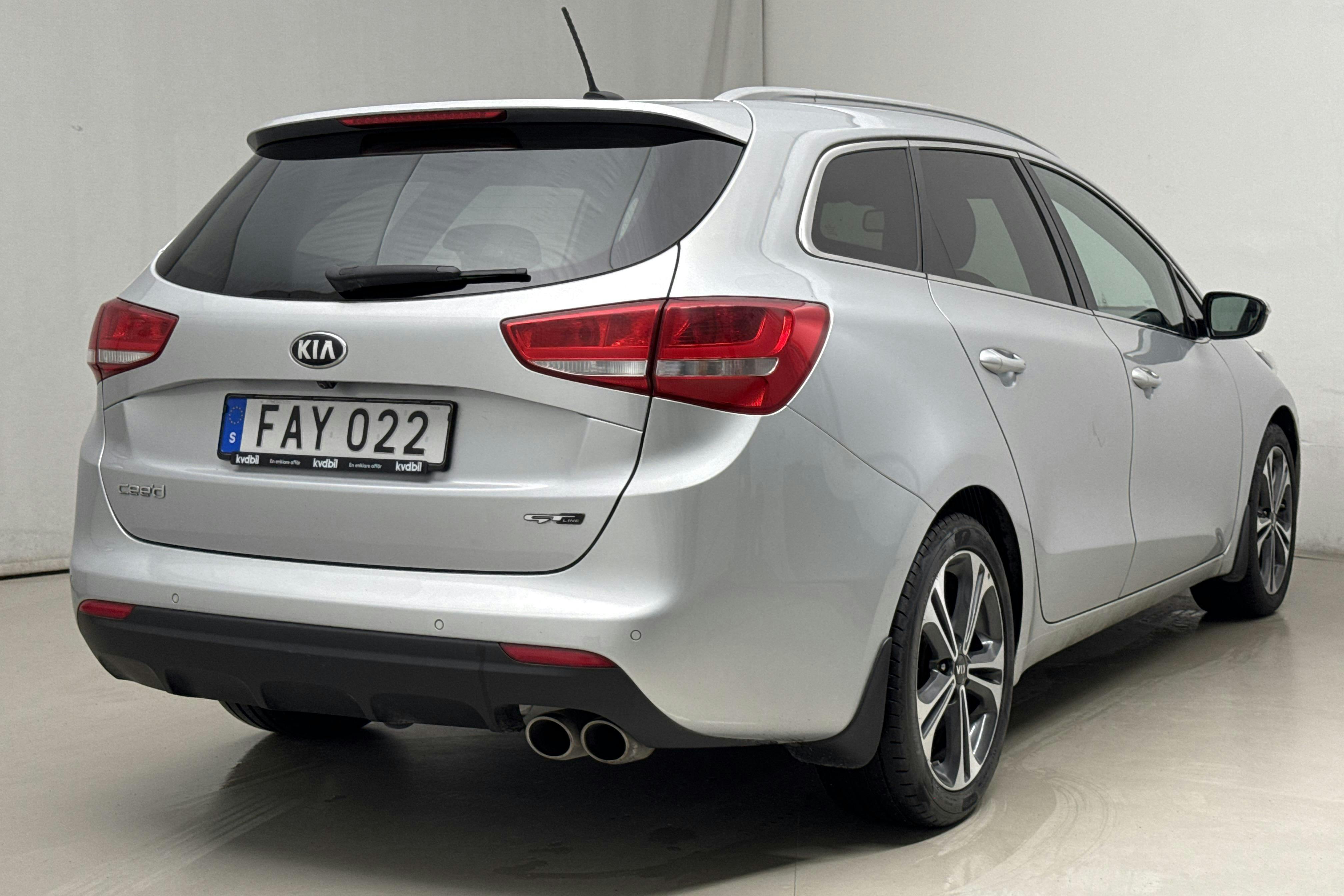 KIA Cee'd 1.6 CRDi SW (136hk) - 13 785 mil - Manuell - grå - 2016