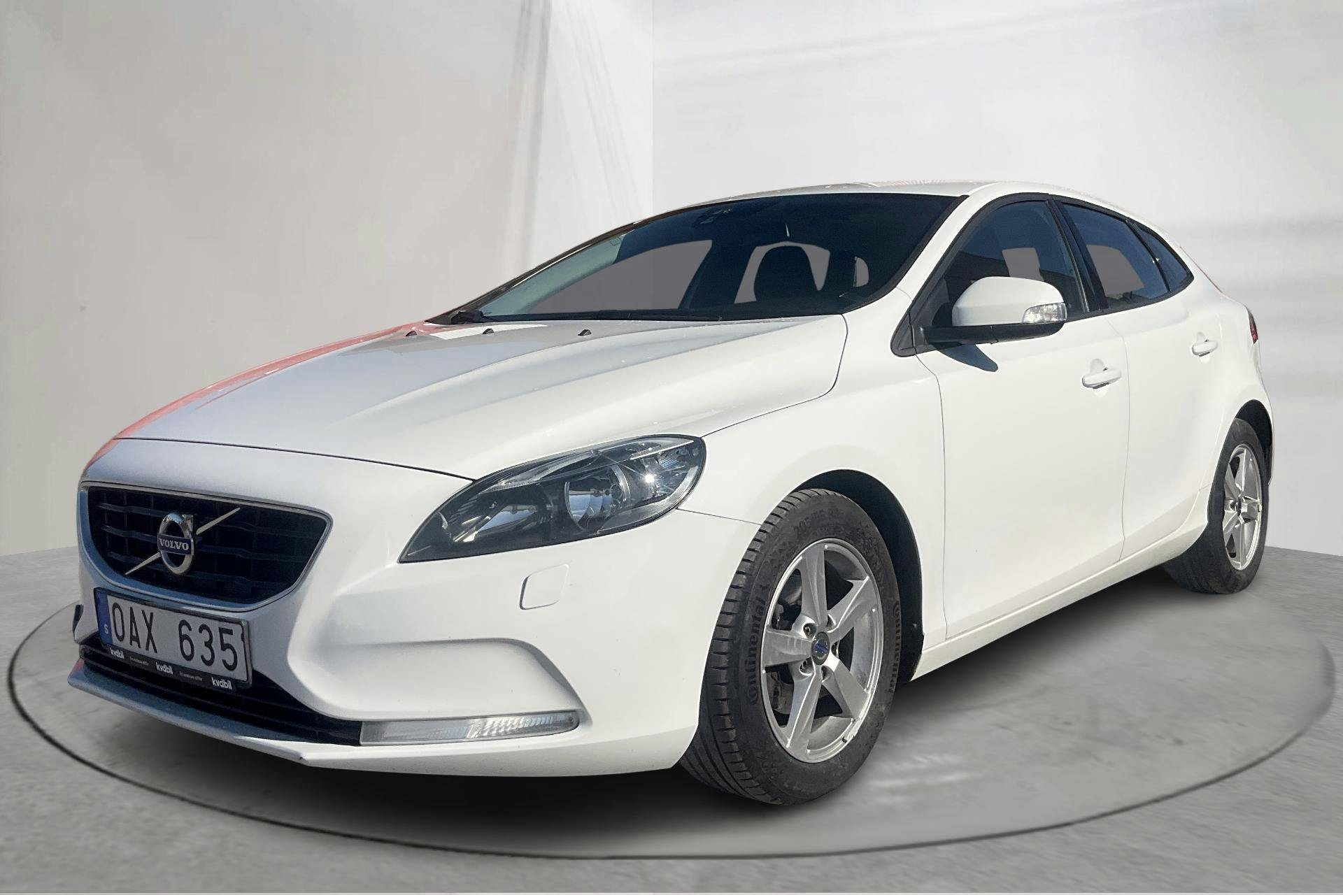 Volvo V40 D2 (115hk) - 130 100 km - Manual - white - 2014