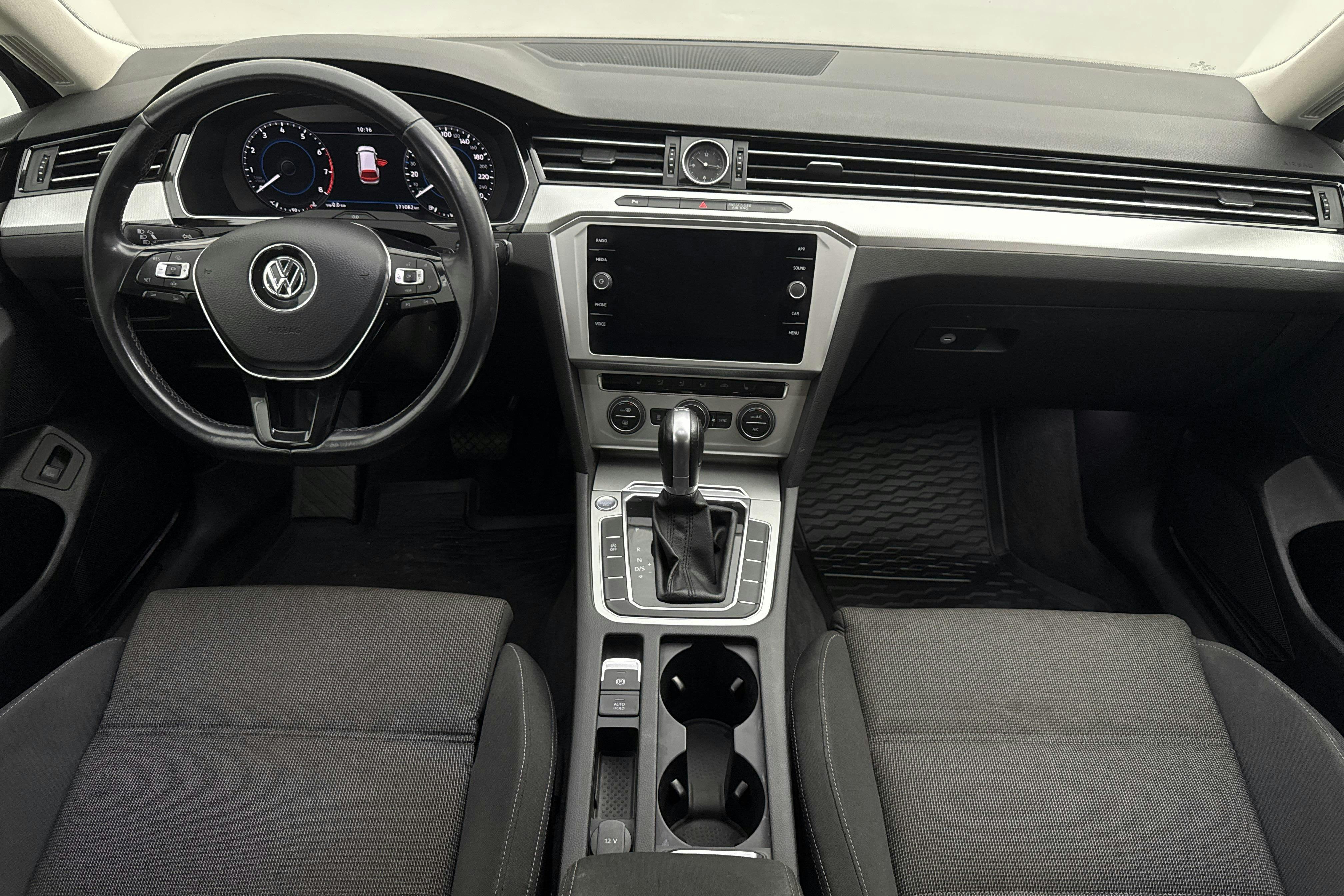 VW Passat 1.5 TSI Sportscombi (150hk) - 17 108 mil - Automat - Dark Grey - 2019