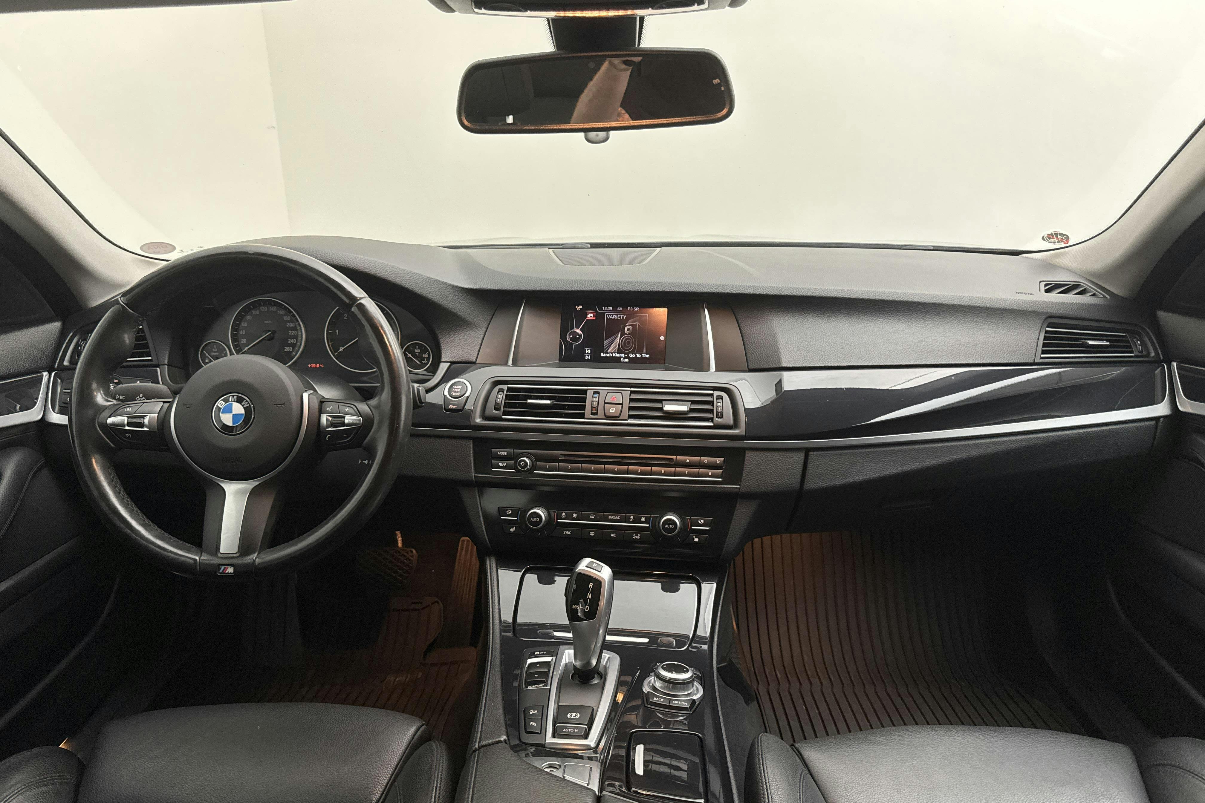 BMW 520d xDrive Touring, F11 (190hk) - 132 230 km - Automatic - black - 2017