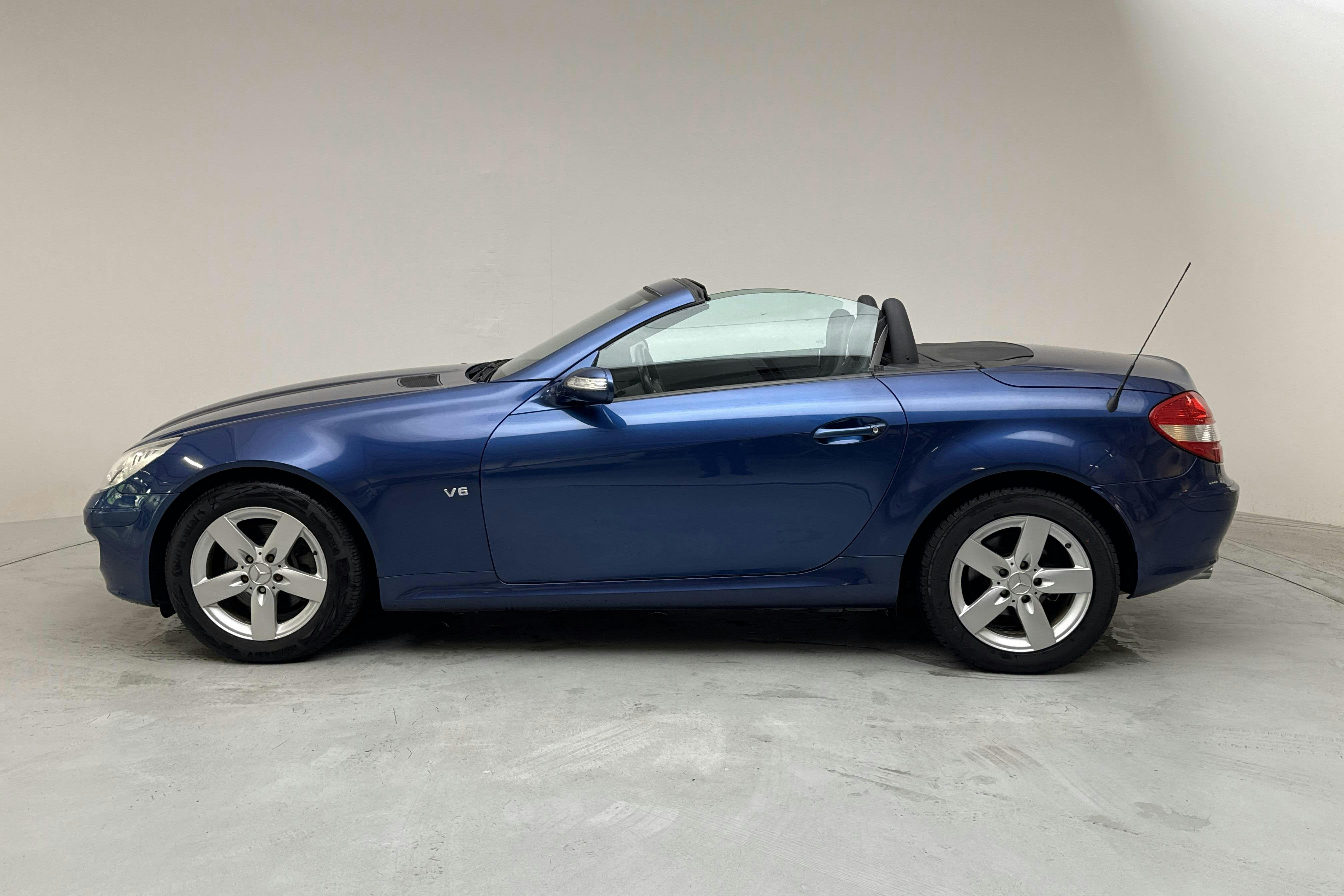 Presentation photo 2 of 15: Mercedes SLK 280 R171 (231hk) - 124 070 km - Manual - blue - 2007