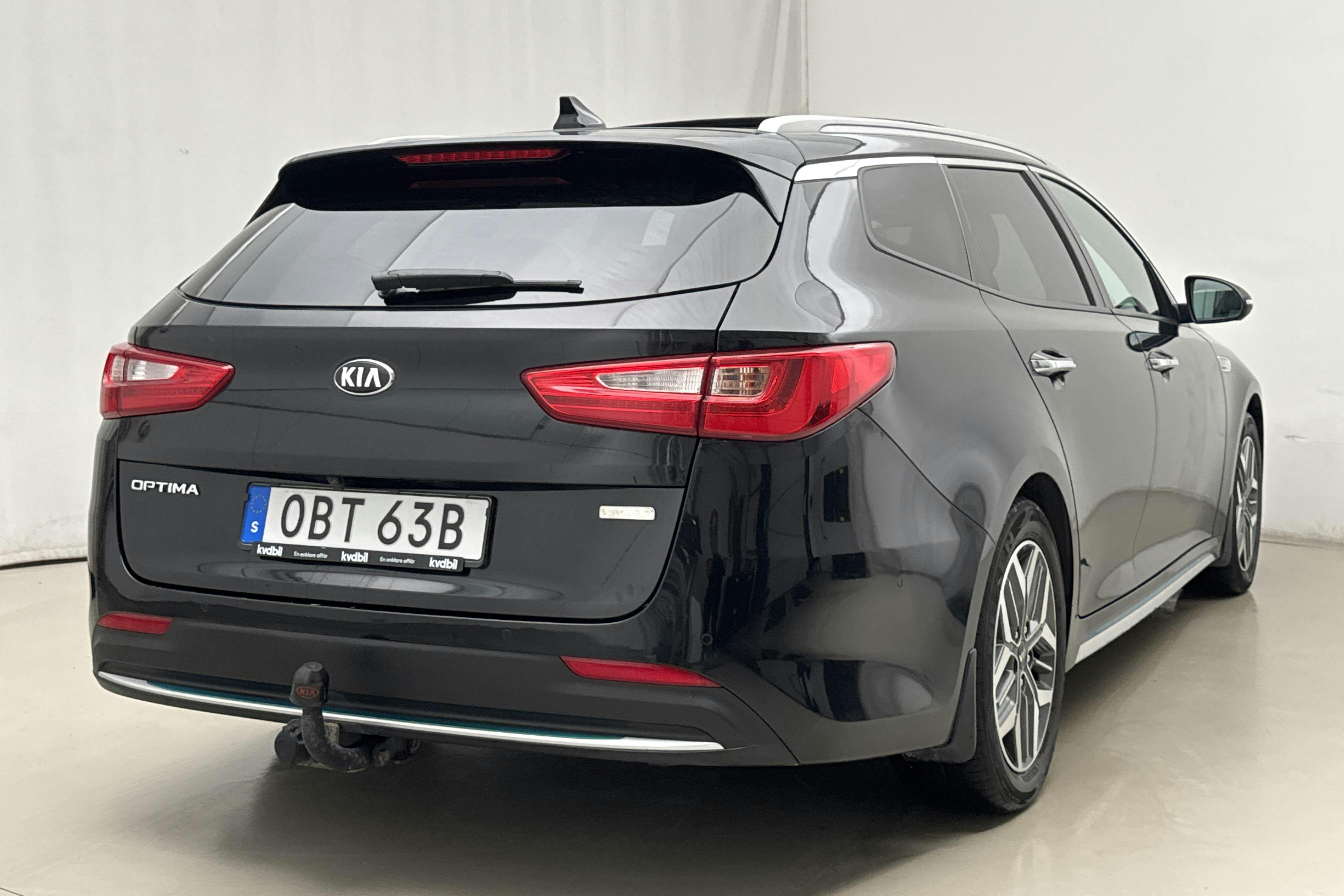 KIA Optima 2.0 GDi Plug-in Hybrid SW (205hk) - 82 440 km - Automaatne - must - 2020
