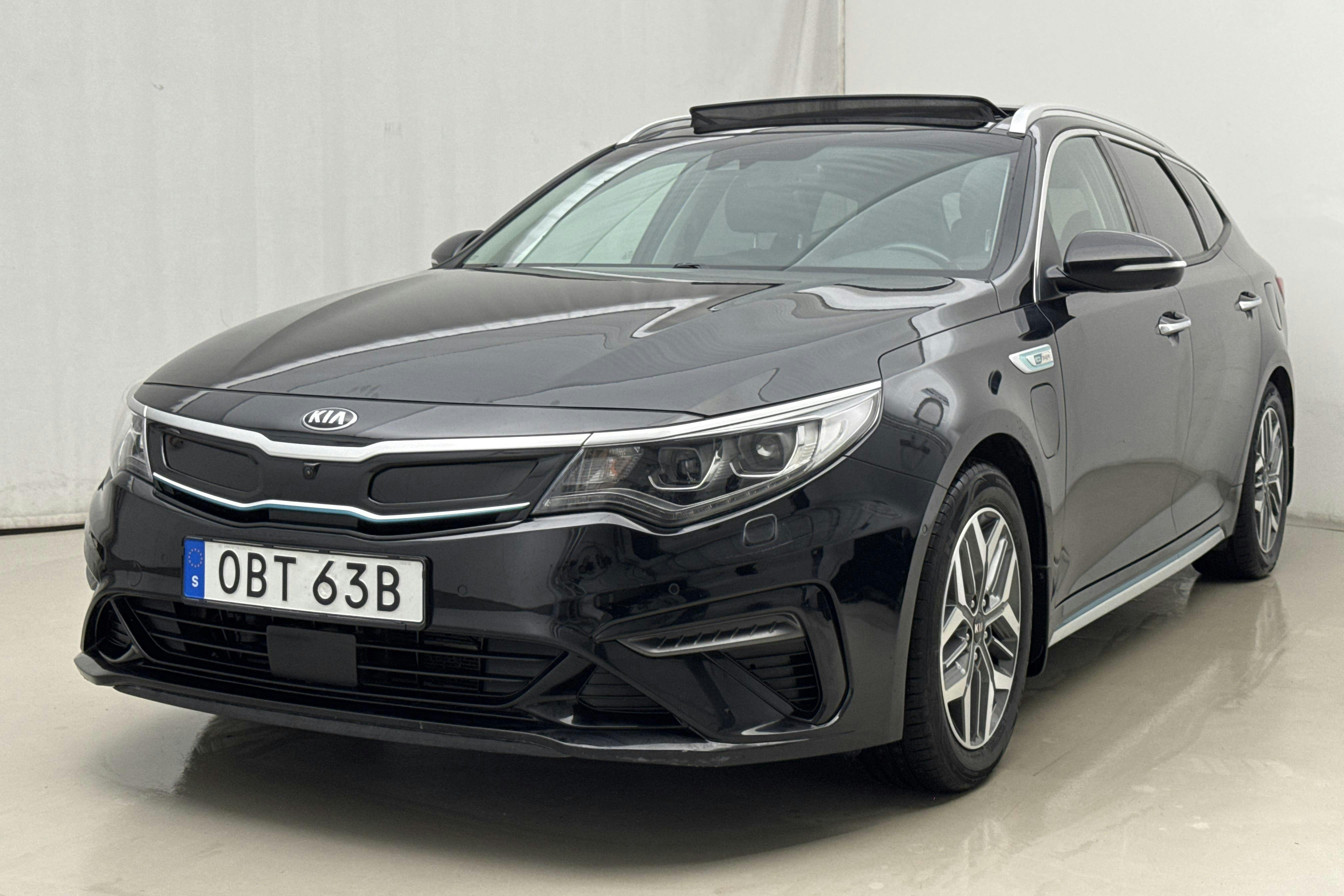 KIA Optima 2.0 GDi Plug-in Hybrid SW (205hk) - 8 244 mil - Automat - svart - 2020