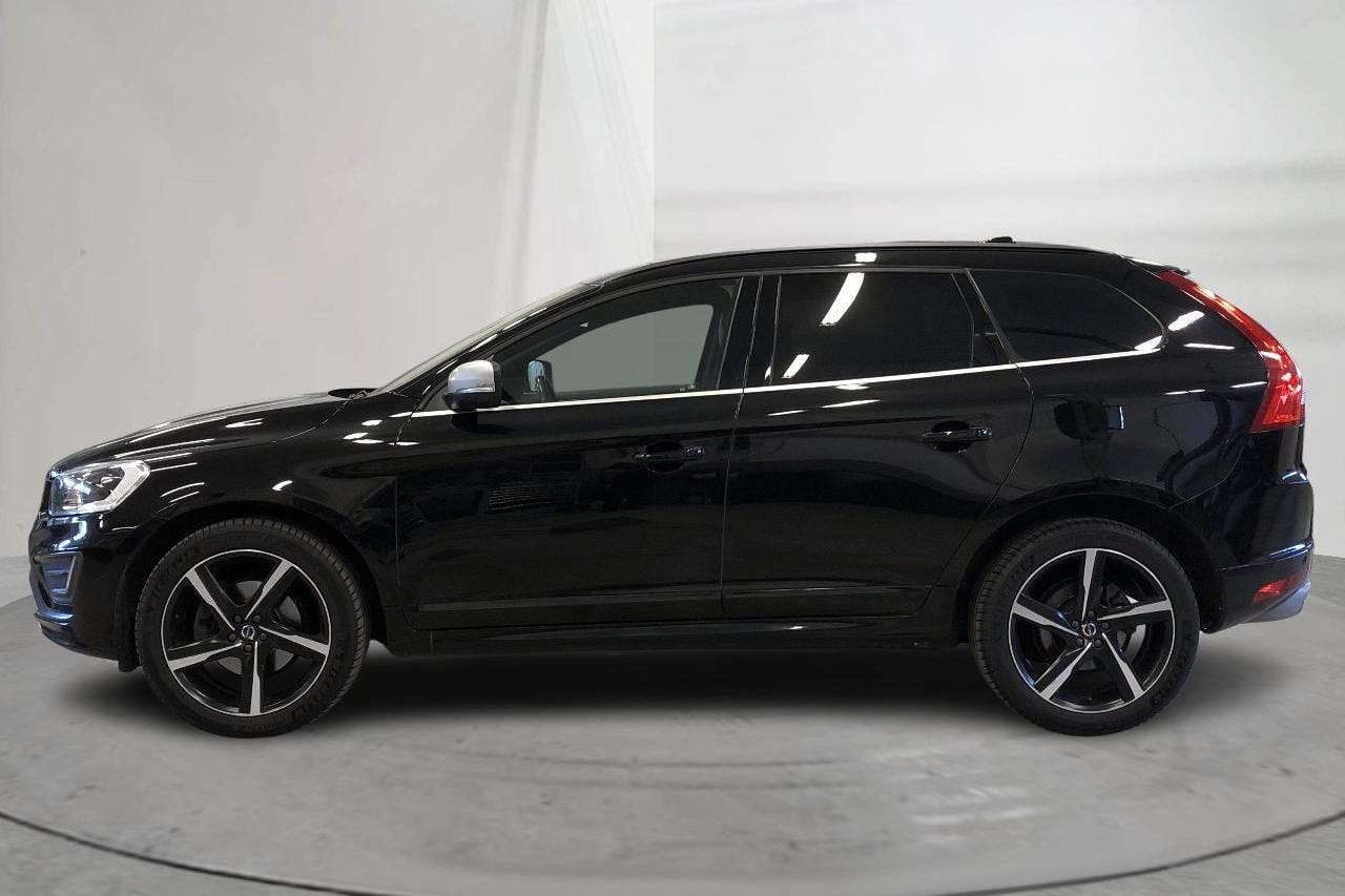 Presentationsfoto 2 av 16: Volvo XC60 D5 AWD (220hk) - 14 875 mil - Automat - svart - 2017