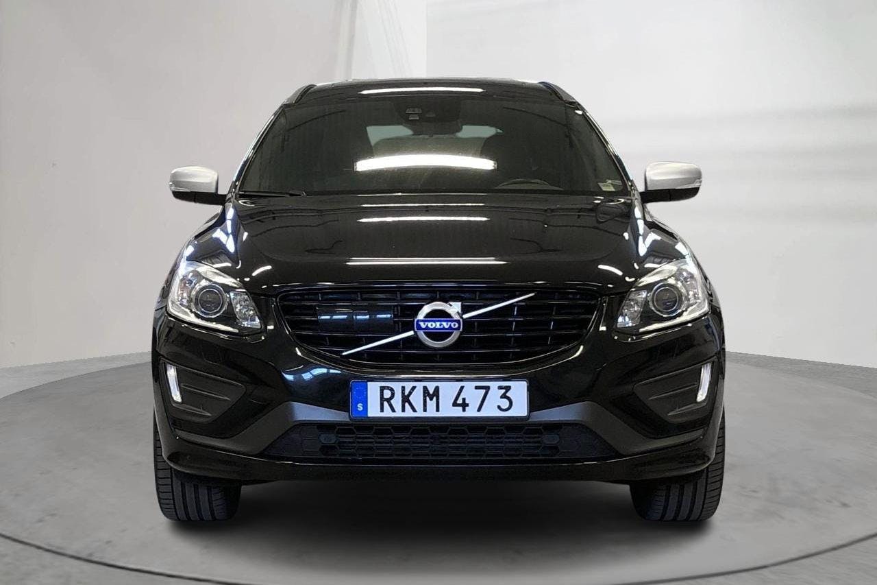 Volvo XC60 D5 AWD (220hk) - 14 875 mil - Automat - svart - 2017