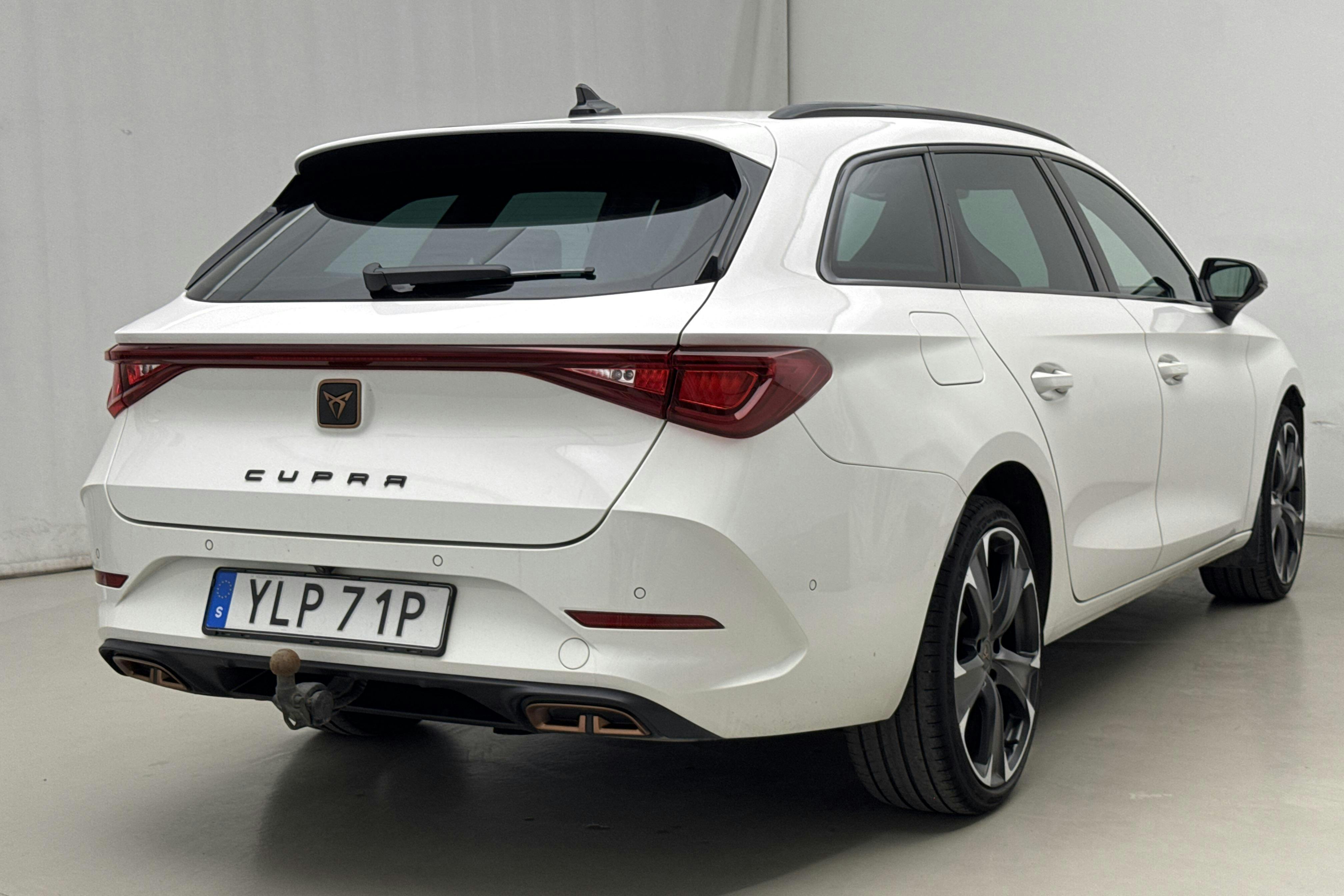 Cupra Leon VZ 1.4 e-HYBRID Sportstourer (245hk) - 86 990 km - Automaatne - valge - 2021