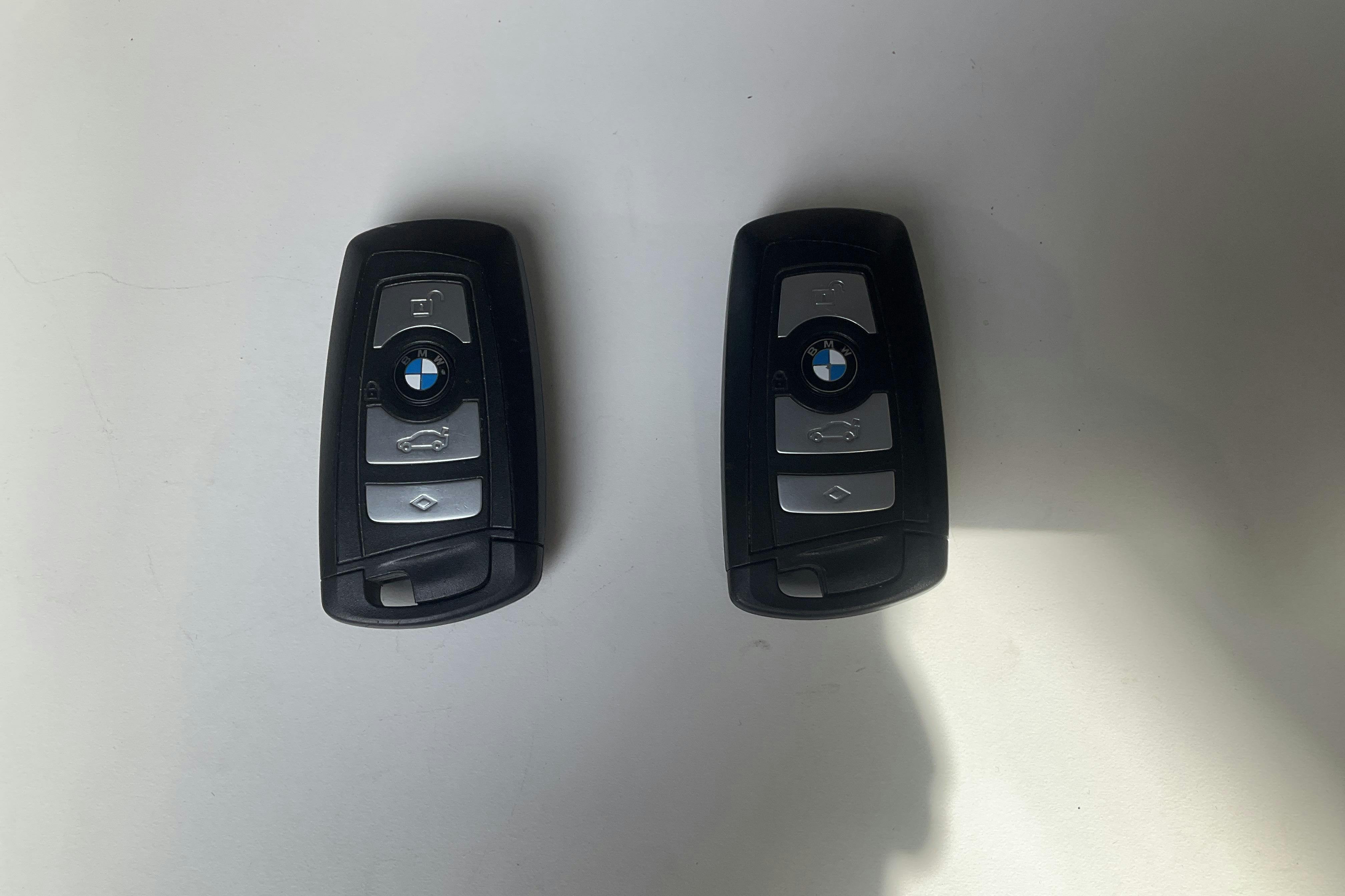 Esitlusfoto 14 aadressil 14: BMW 520d xDrive Touring, F11 (190hk) - 169 660 km - Automaatne - valge - 2017