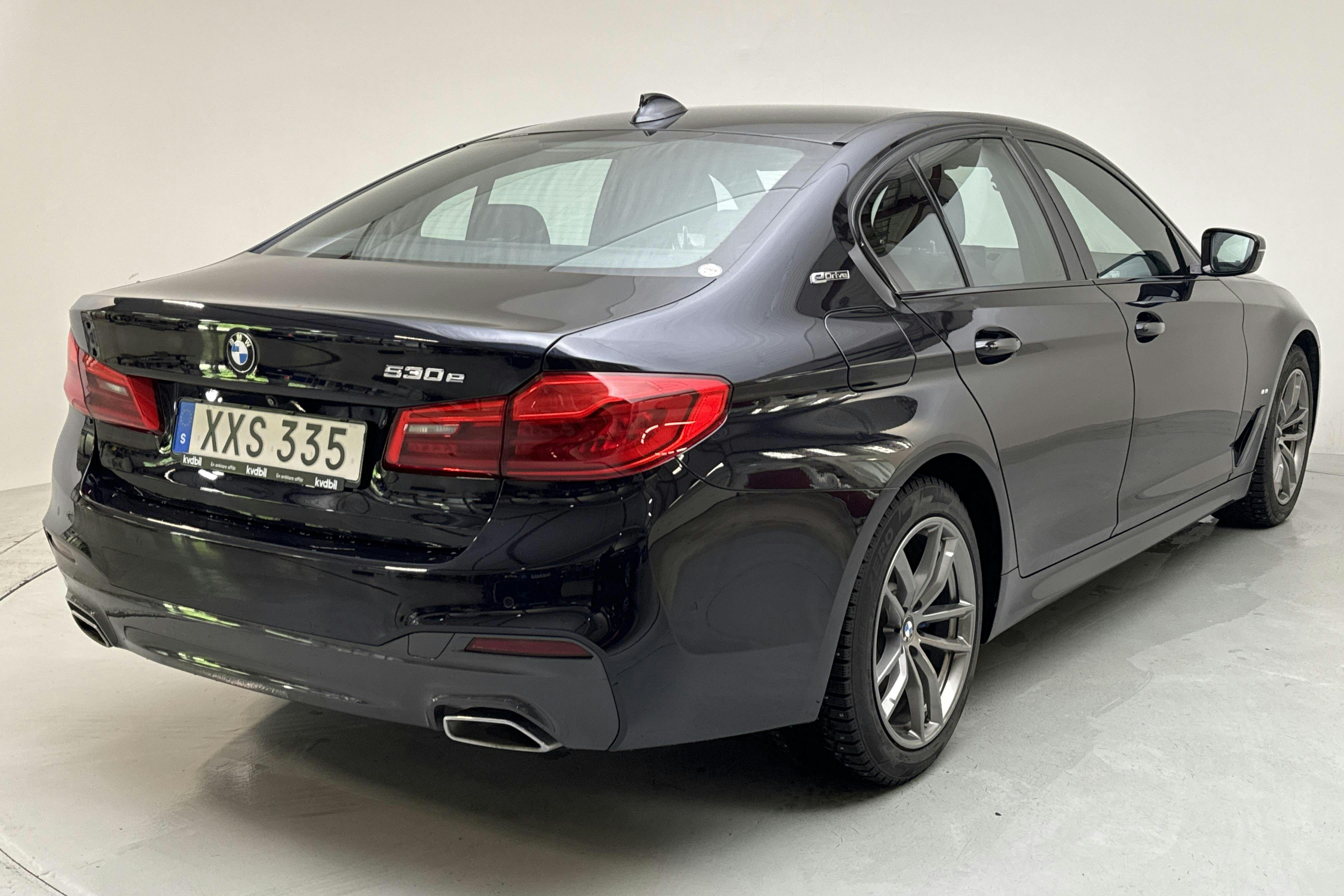 BMW 530e iPerformance Sedan, G30 (252hk) - 53 030 km - Automaatne - must - 2019