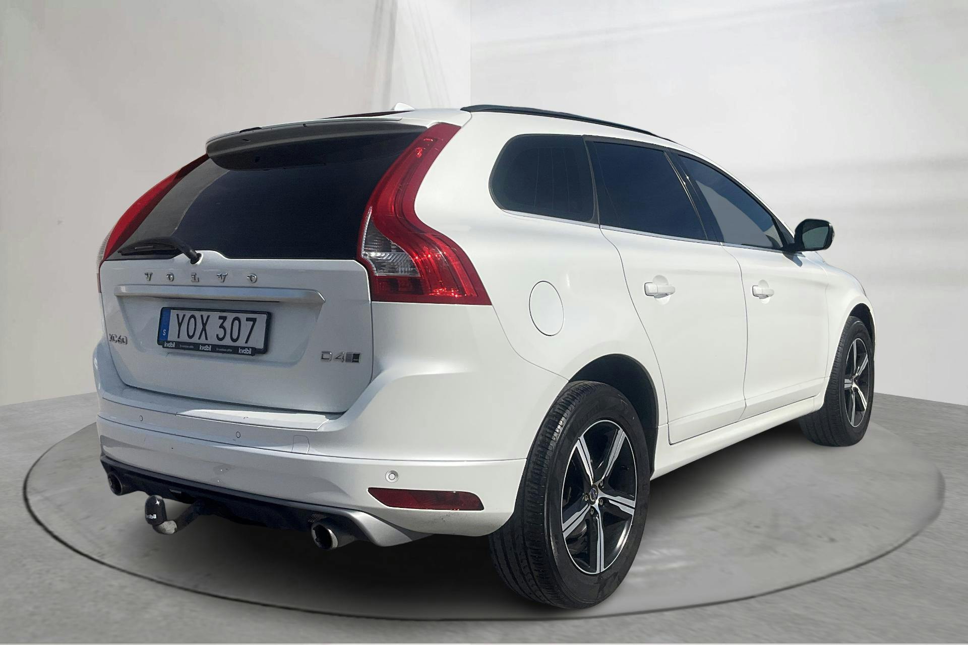 Volvo XC60 D4 AWD (190hk) - 18 428 mil - Automat - vit - 2017